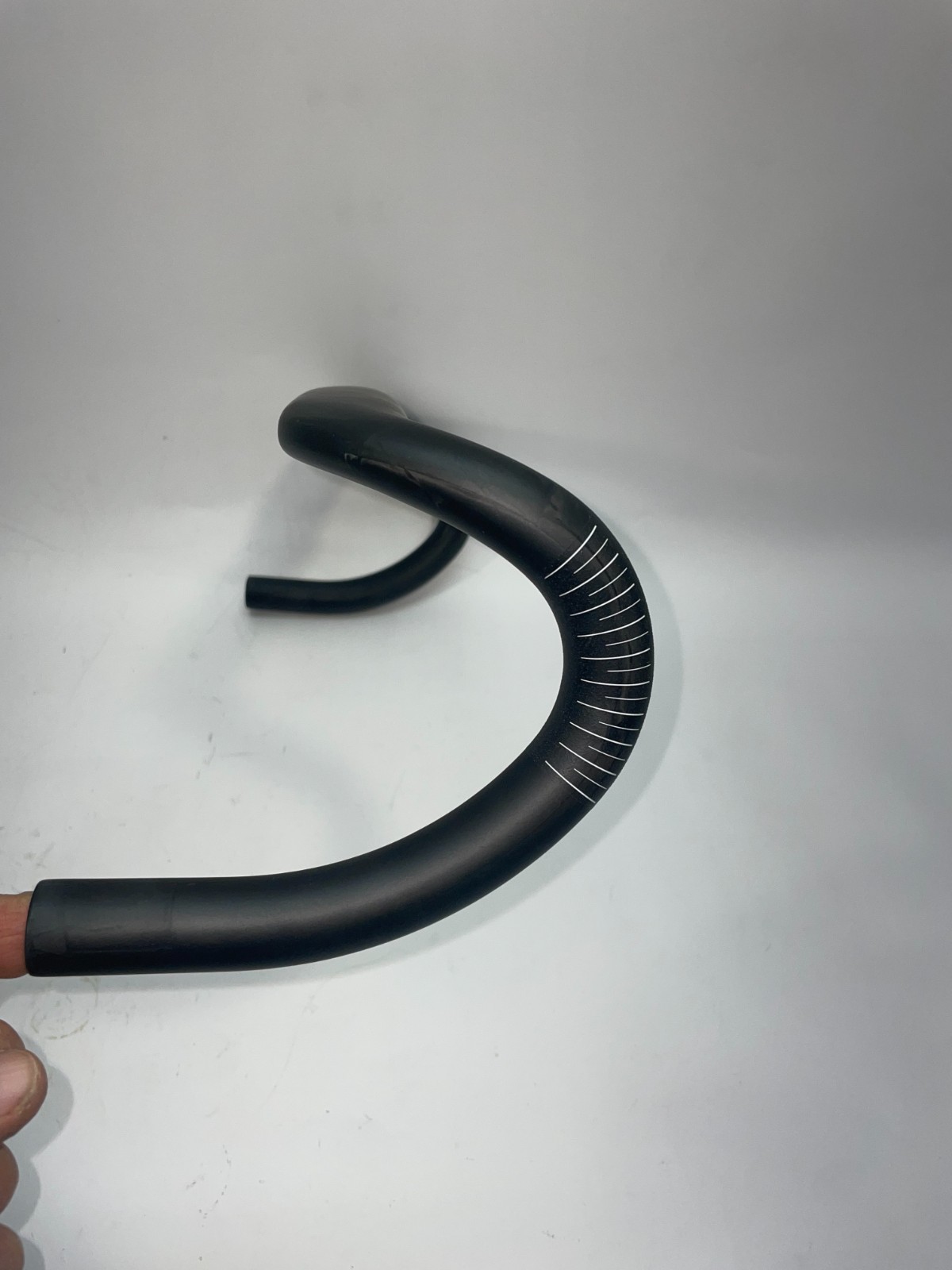 Oval Concepts 990 Carbon Aero Drop HandleBar Internal Routing 38cm Inside 938