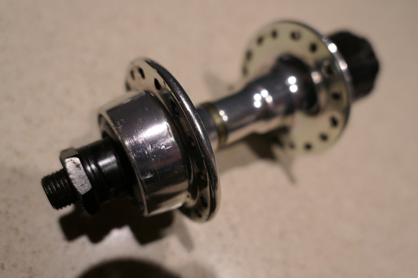 Shimano FH-6400 600 Tricolor Uniglide Rear Hub 32H 126mm 6 or 7 speed
