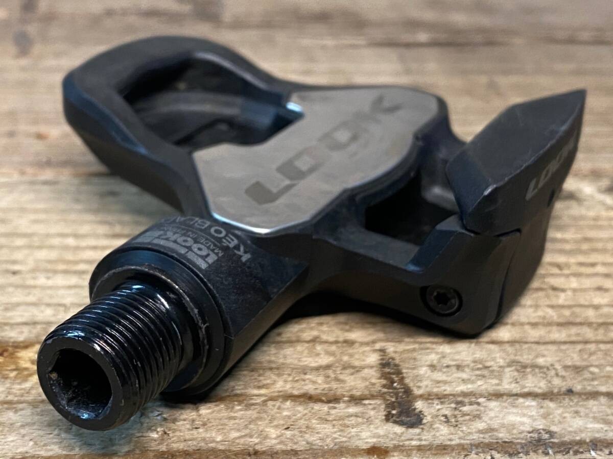 LOOK Keo Blade Carbon 12 Binding Pedals with Chromoly Shafts aerodynamic design