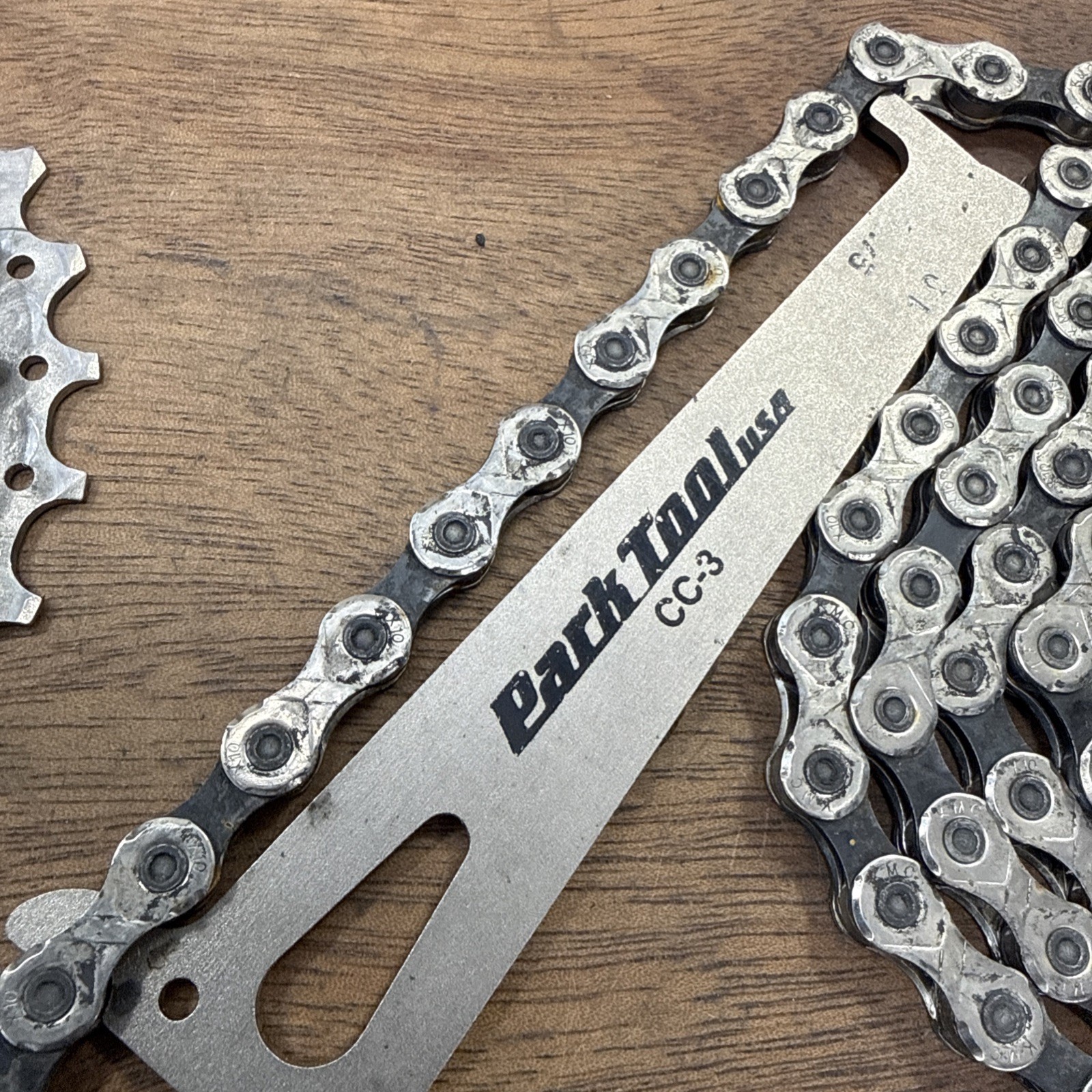 Shimano Ultegra CS-6700 10 Speed 11-28t Cassette w/ Chain
