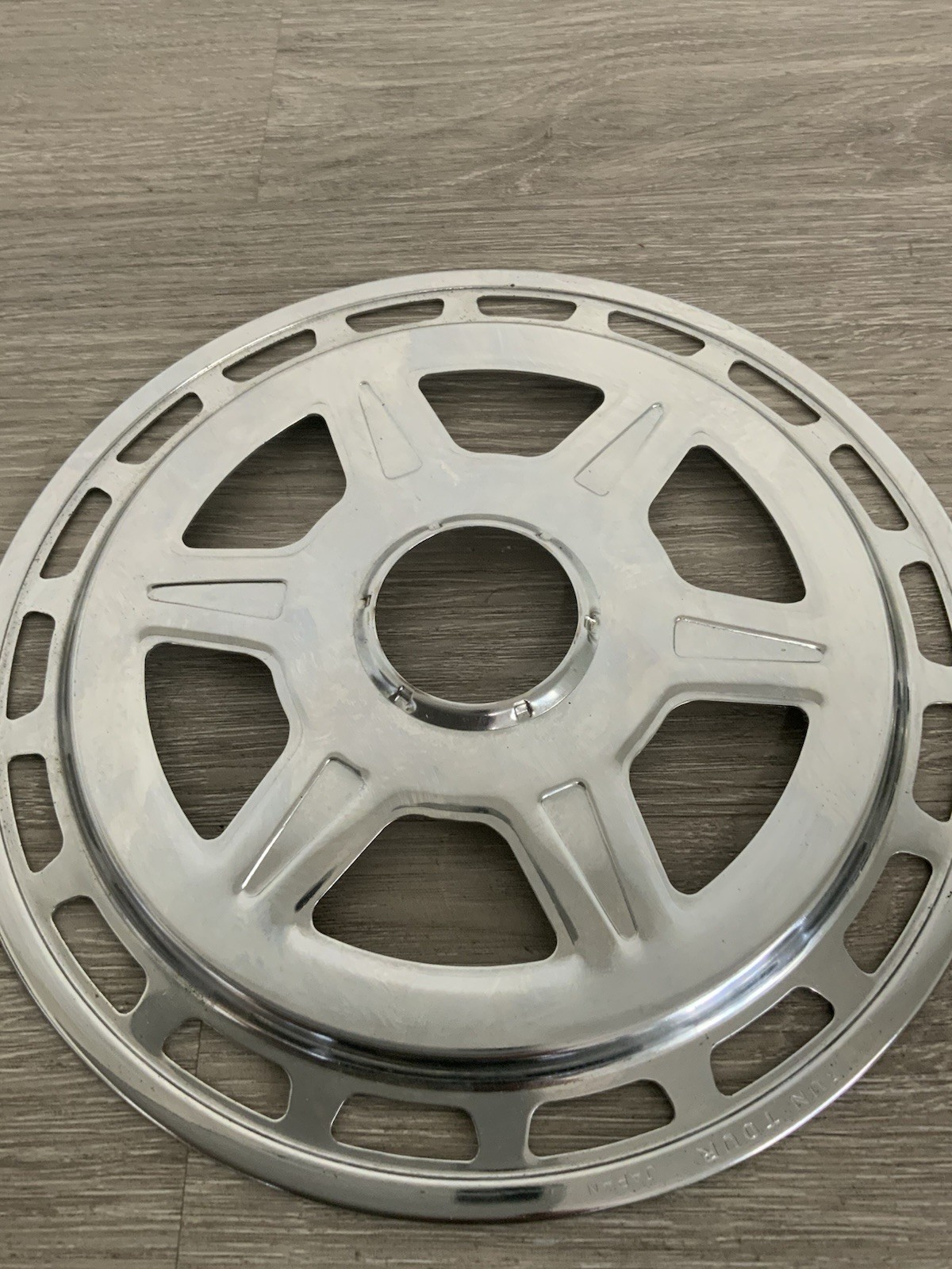 SUNTOUR PERFECT FREEWHEEL 5 SPEED 14-32 TOOTH BSA THREADING CHAIN GUARD