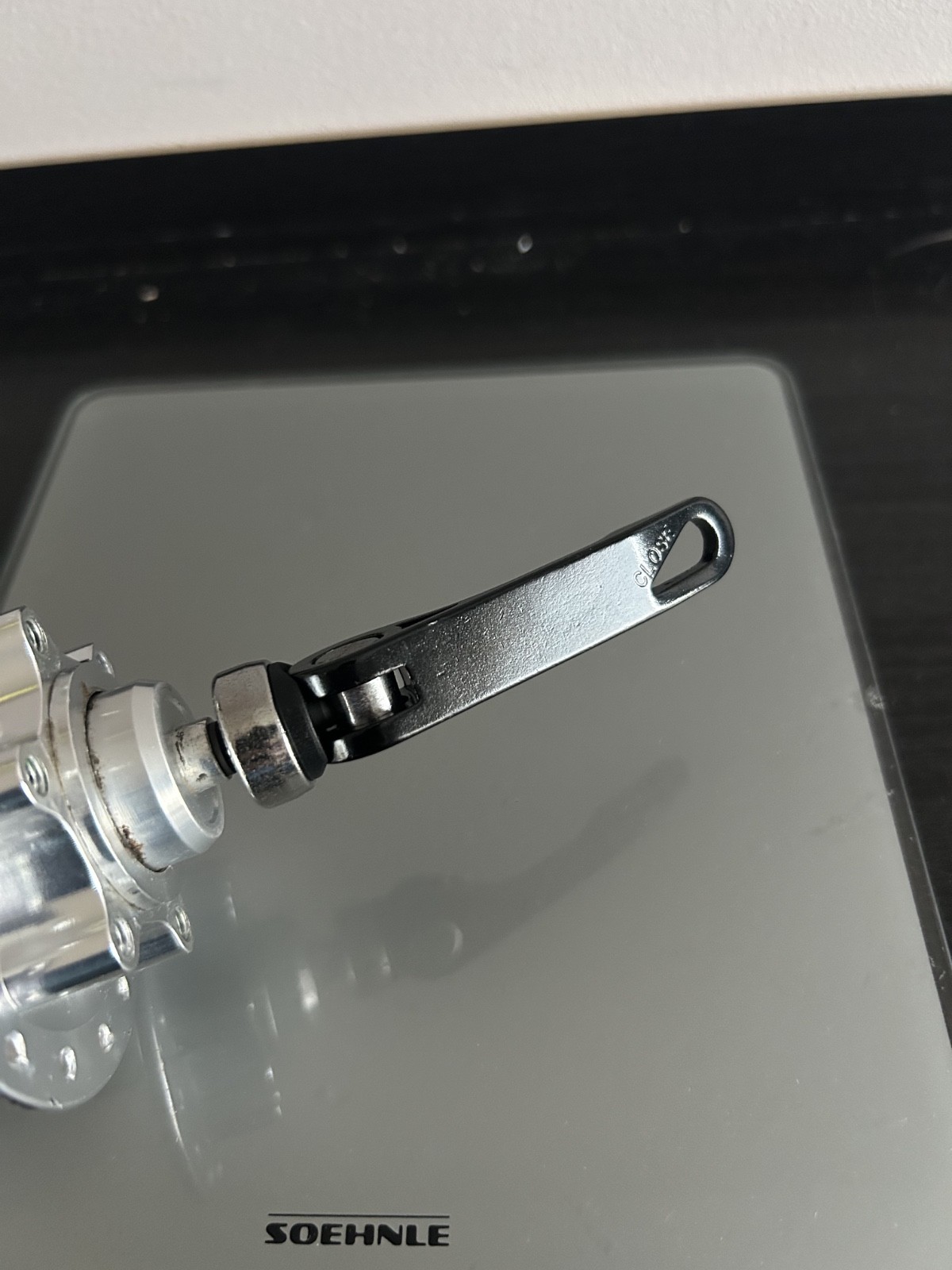 WTB Momentum 32H, 100x9mm QR Silver 6 bolts DSC