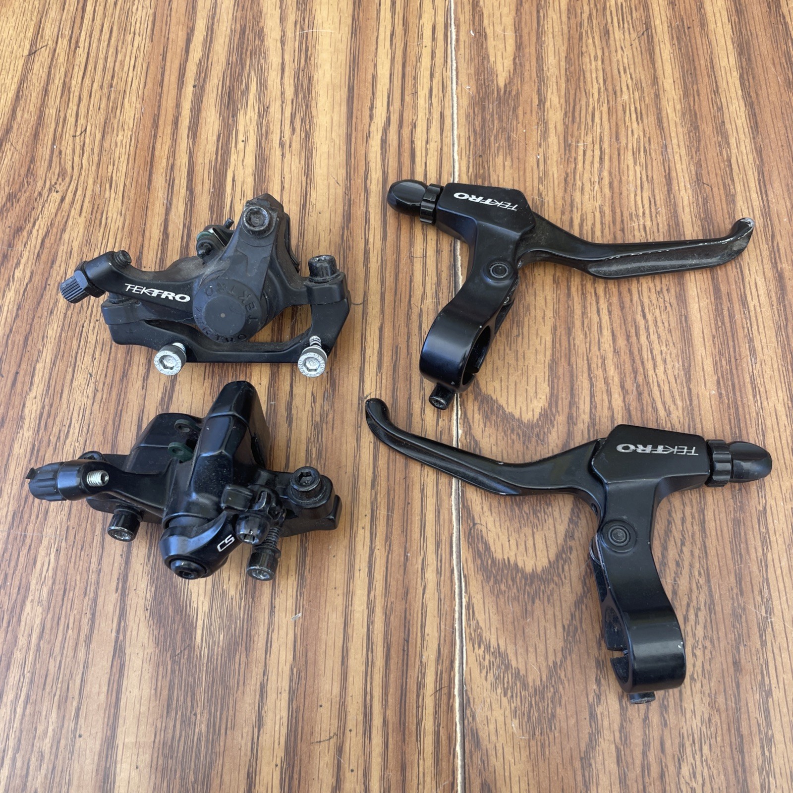 Tektro Bike Disc Brakes Brake Calipers Front + Rear Set