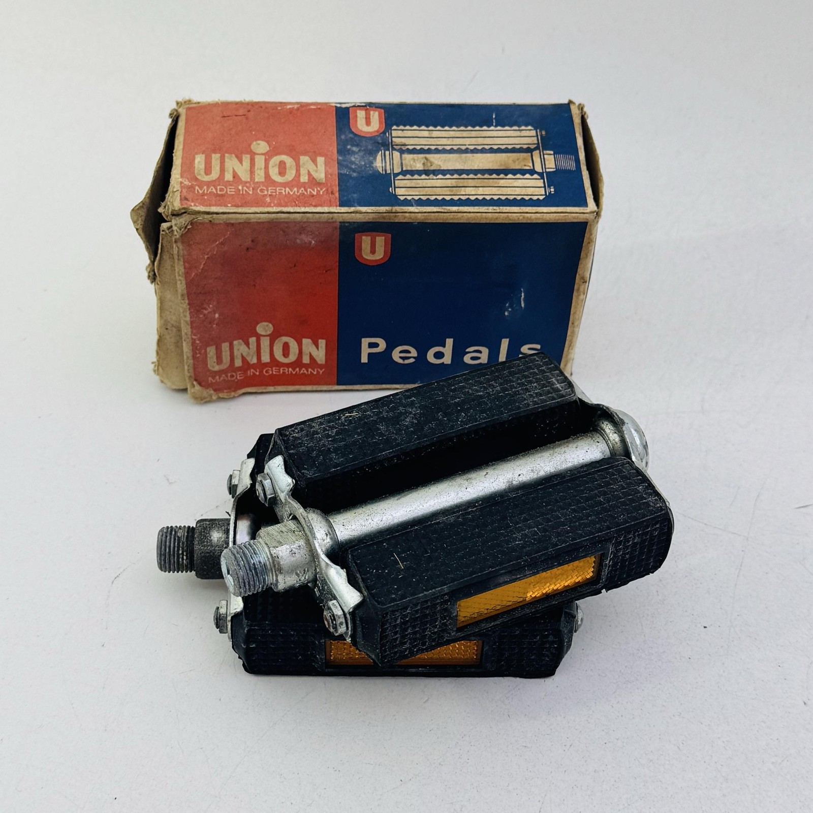 Vintage Union Bicycle Block Pedals 9/16 In Black Reflectors Pair German Bike A41