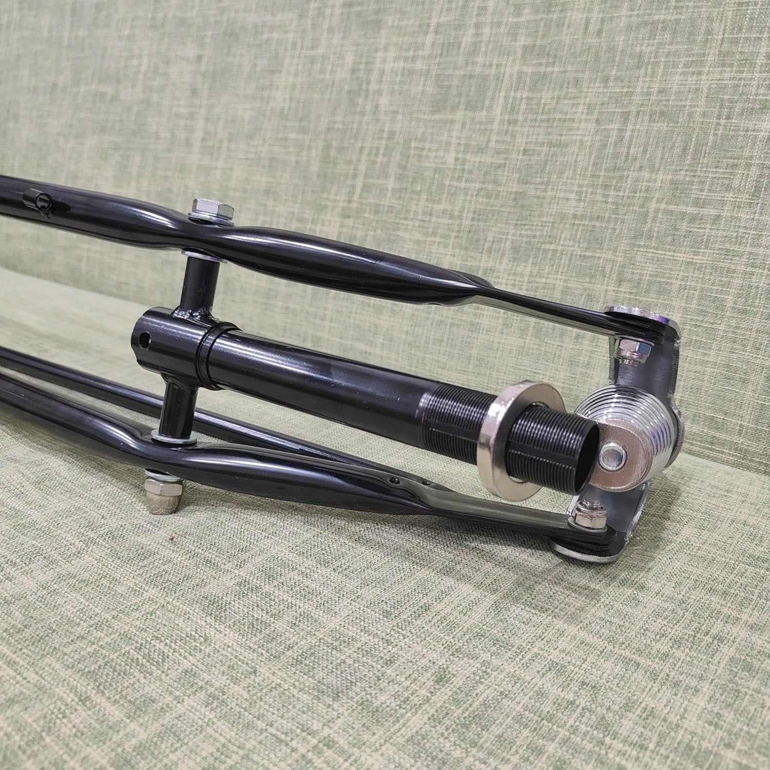 26″ Bicycle Fork 1″ Threaded Springer Suspension Cruiser Bike Fork – Disc Brake