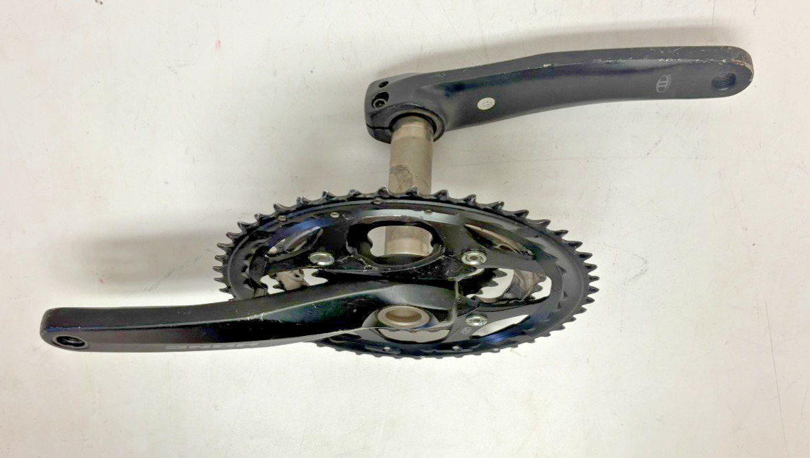 Shimano HONE FC-M600 175mm 48/36/26 Black Hollowtech II Aluminum Triple Crankset