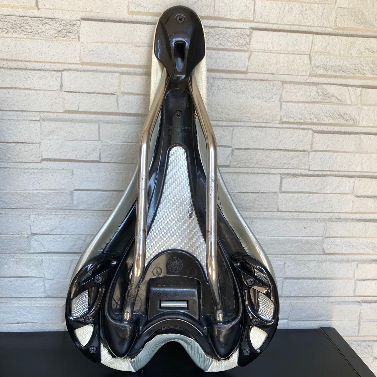Fizik Aliante VS Saddle 27cm Wide Road Bike Seat Used