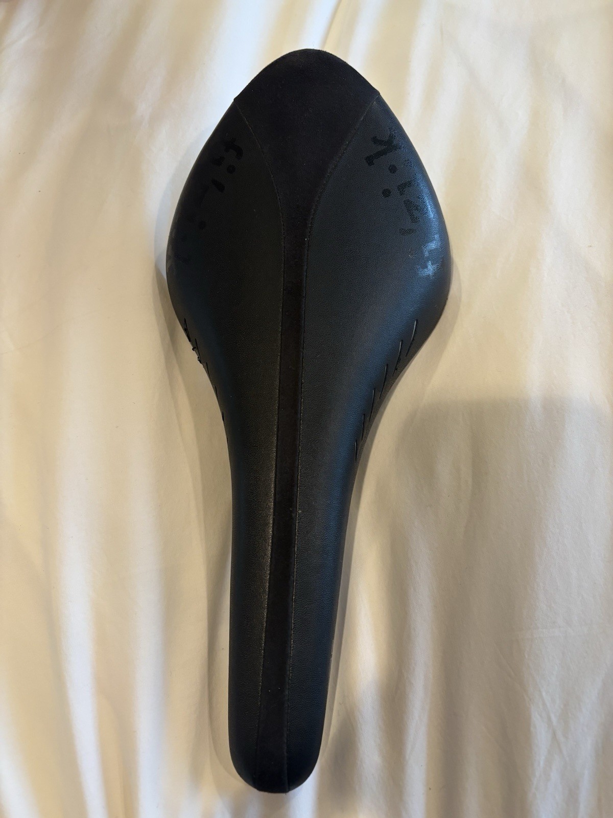 Fizik Arione Classic Carbon Shell Road Bike Saddle 7x 7mm Kium CrMo Rail 130mm
