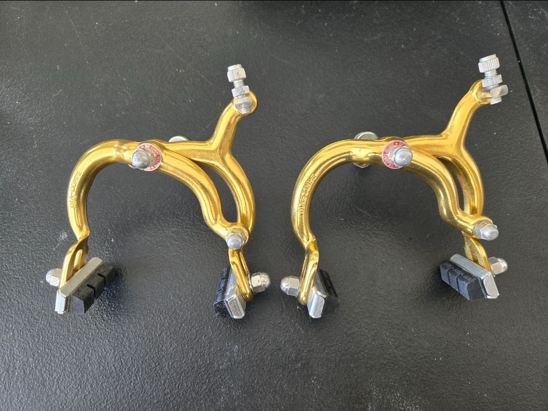 2 Nos 81 Dia Compe Gold 890 Caliper Brakes 04/80