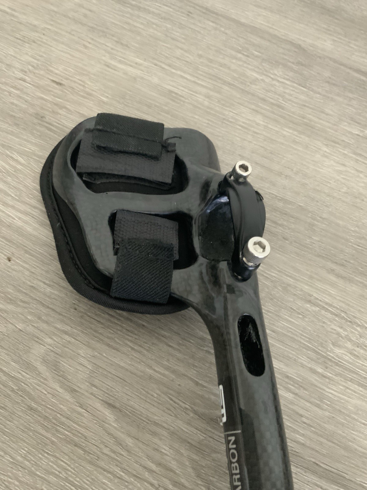 PLATT CARBON BAR EXTENSIONS (2) W/ ARM RESTS & PADS 34 CM 31.8 MM CLAMP 334 GRAM