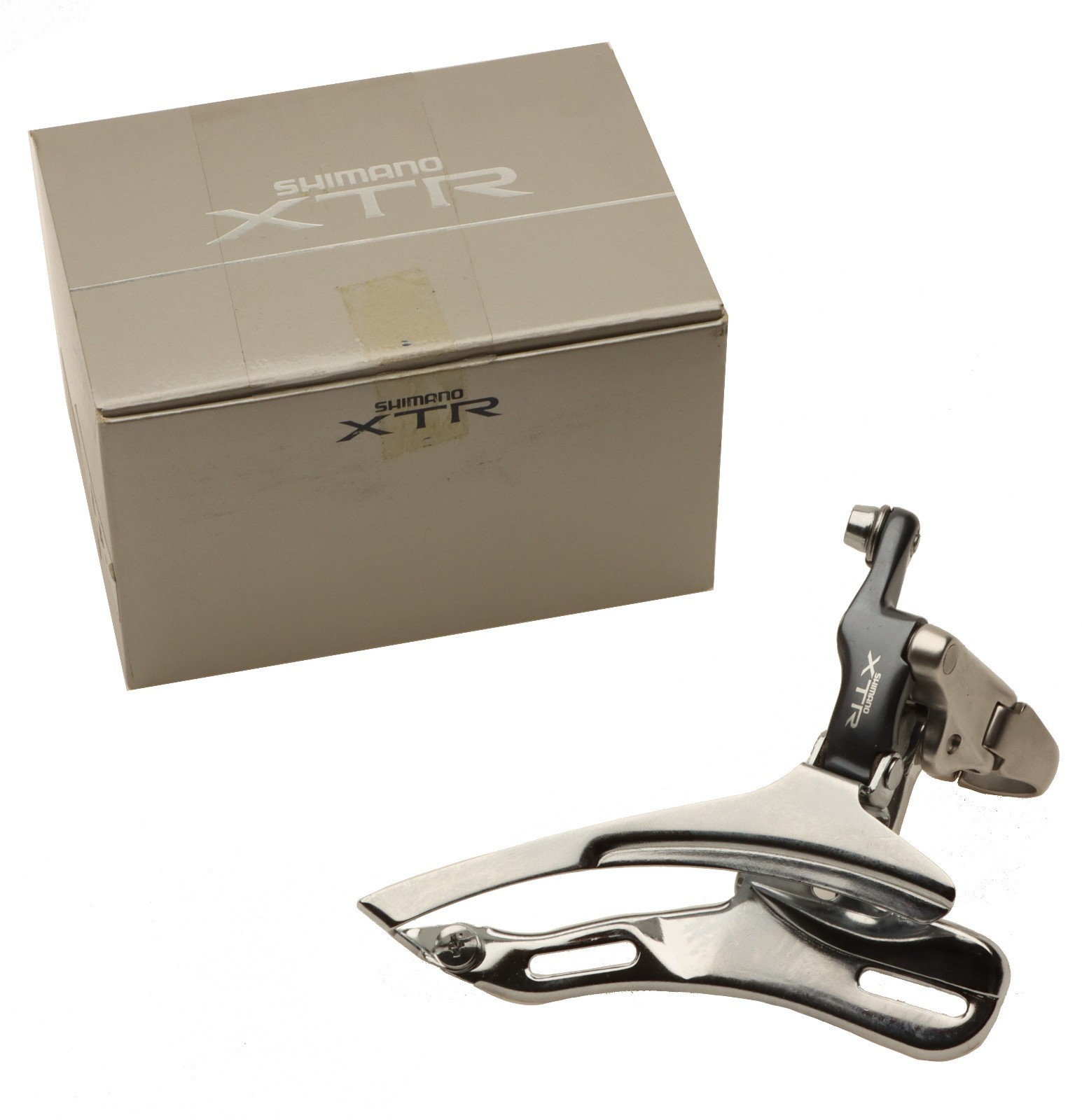 Shimano XTR FD-M900 Front Derailleur 3x8s Clamp-On 31.8 B.Pull/B.Swing NOS