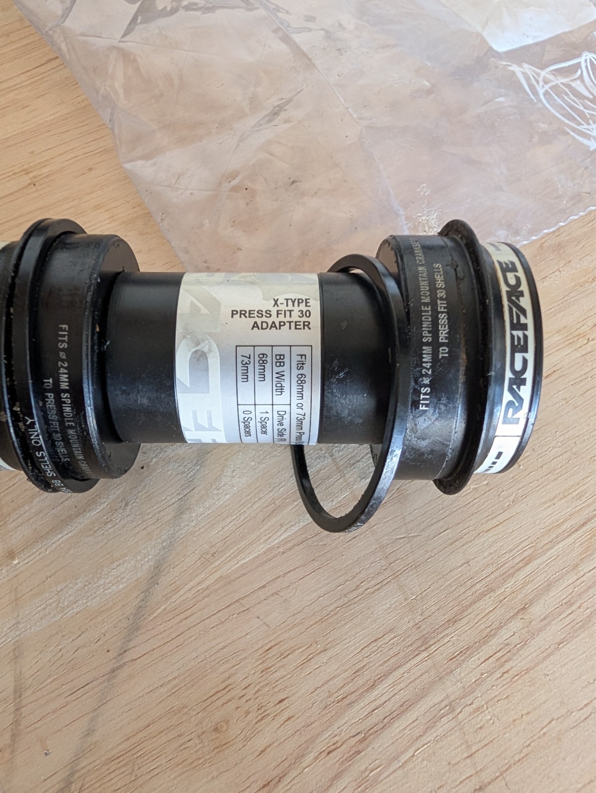 RaceFace X-Type Press Fit 30 Bottom Bracket — PF30 68/73mm — 24mm Spindle