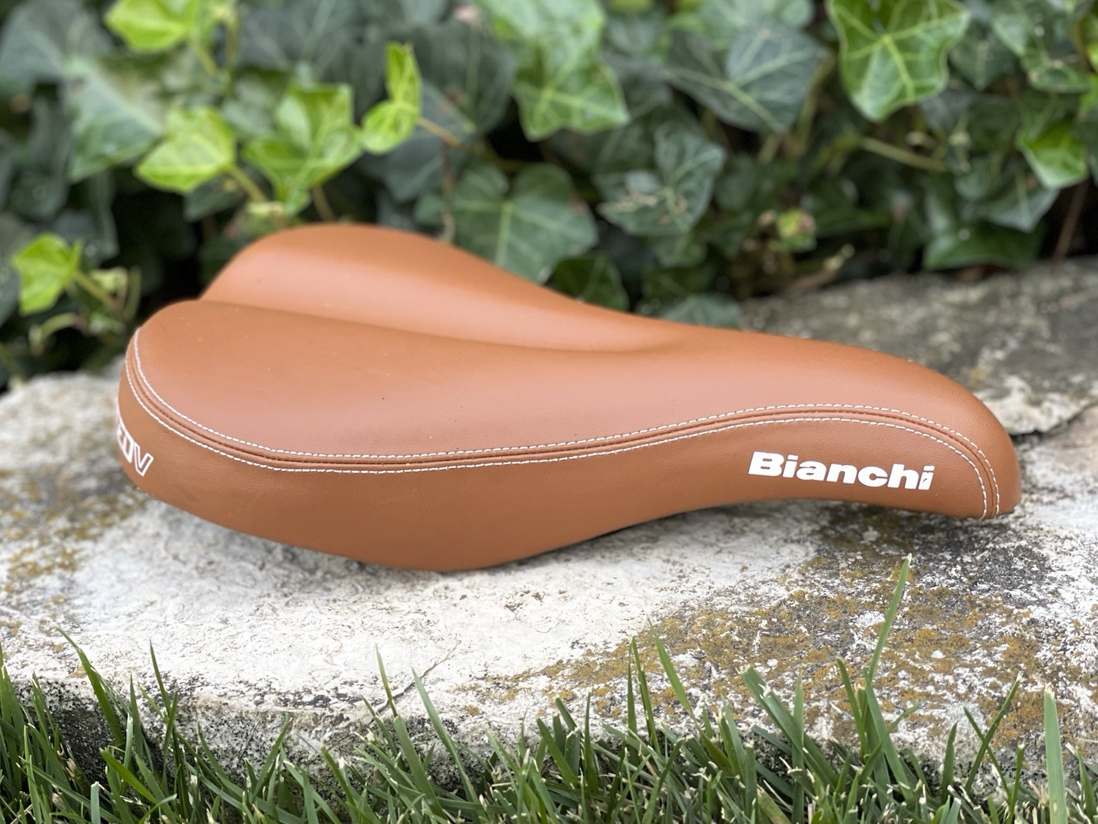 Bianchi x WTB Speed V Saddle – Light Brown – Mountain Bike Gravel Touring
