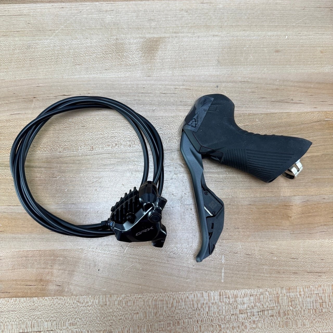 New! Shimano GRX ST-RX825/BL-RX820 1x 12-Speed Di2 Wireless Shifters MSRP $1190