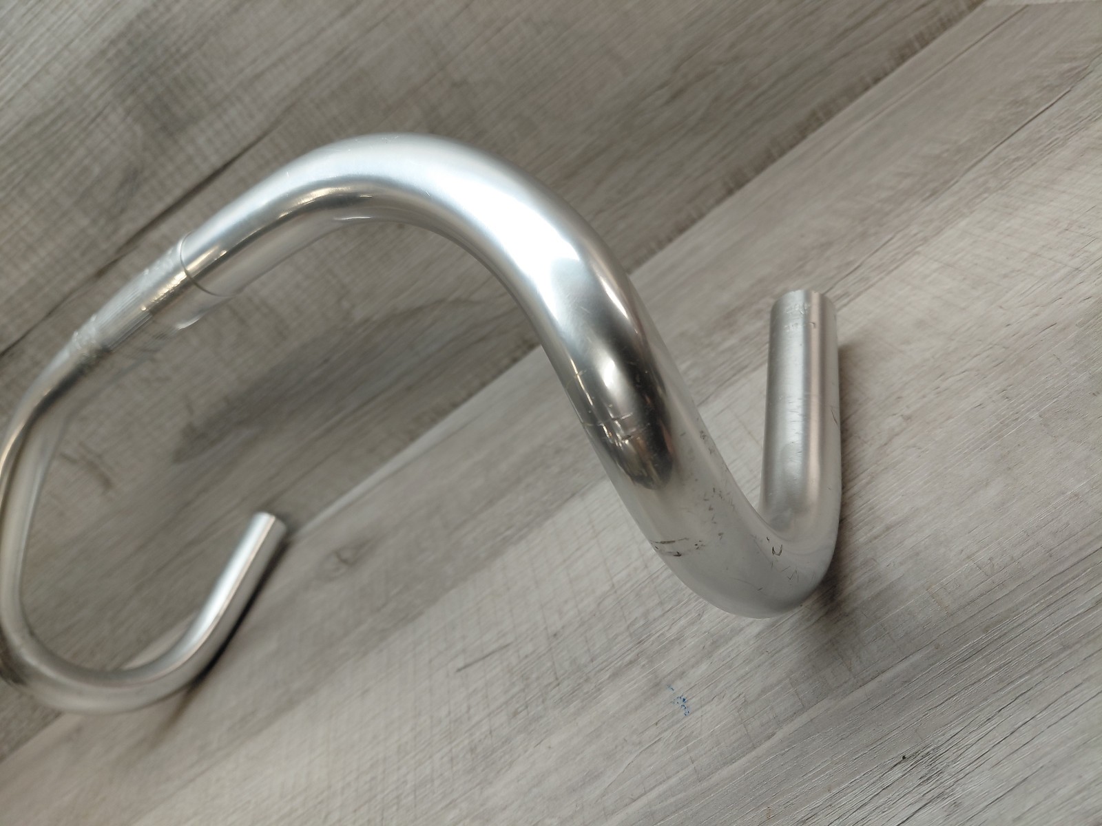 Vintage Sakae SR ROYAL 978 Handlebar 37 cm (c-c) 25.4 mm Clamp – Silver- Rare