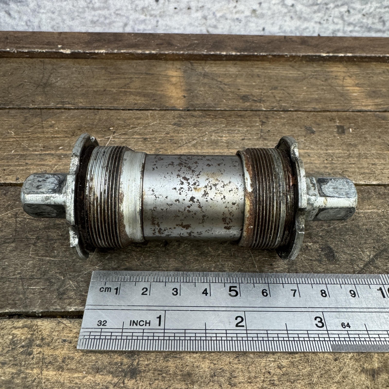 Vintage Campagnolo Mirage Bottom Bracket 68mm 111mm 1.370×24 BSA ISO English