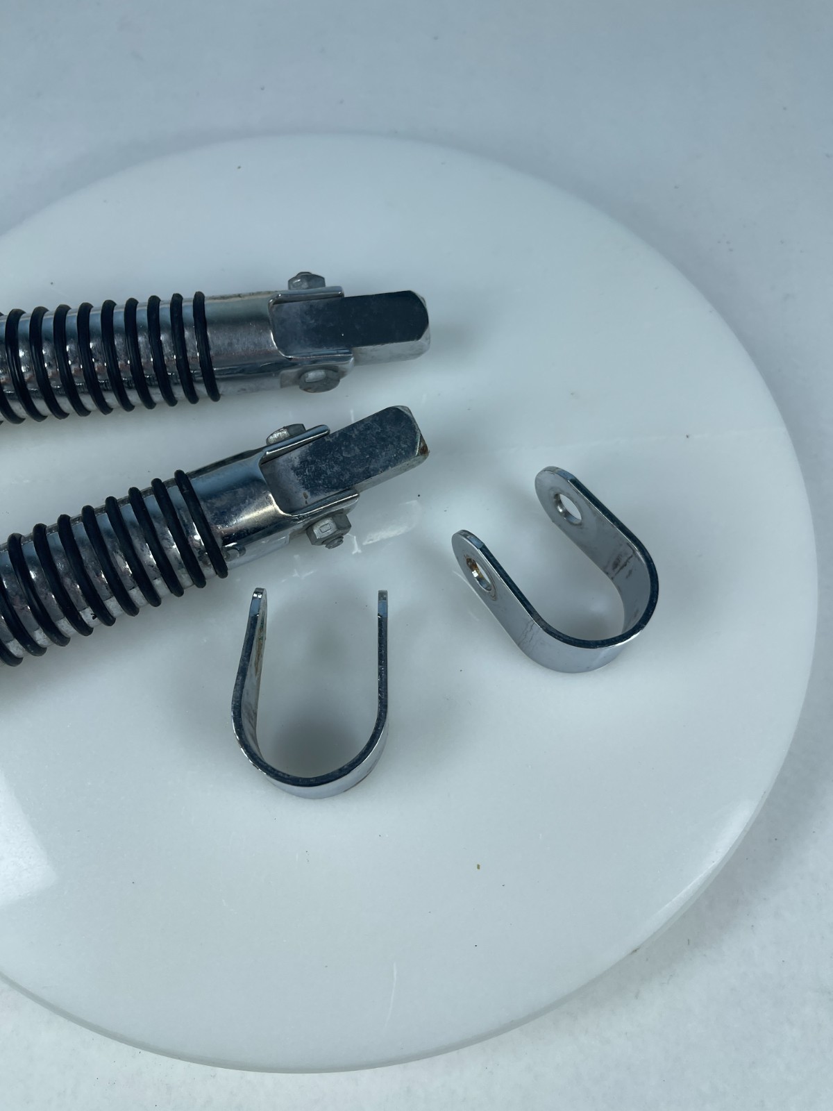 Chrome Motorcycle Foot Pegs w/ Mounting Clamps Universal Highway Peg Set