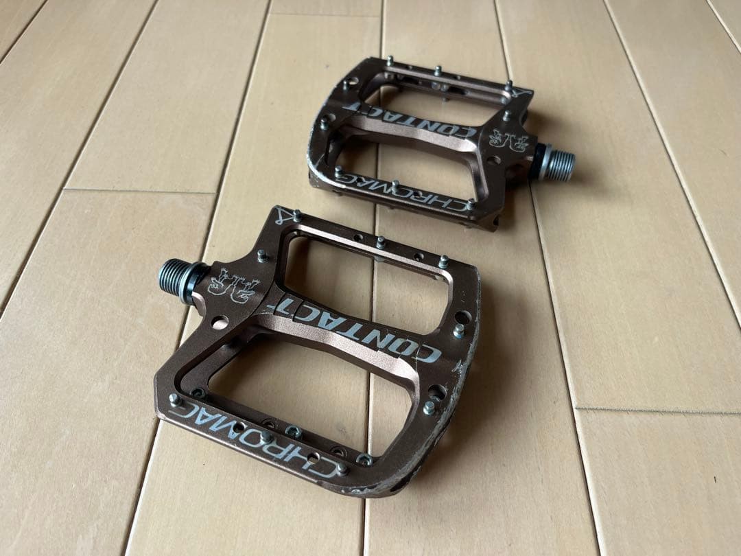 CHROMAG CONTACT Flat Pedal Used Good Condition Rare Color Scratches