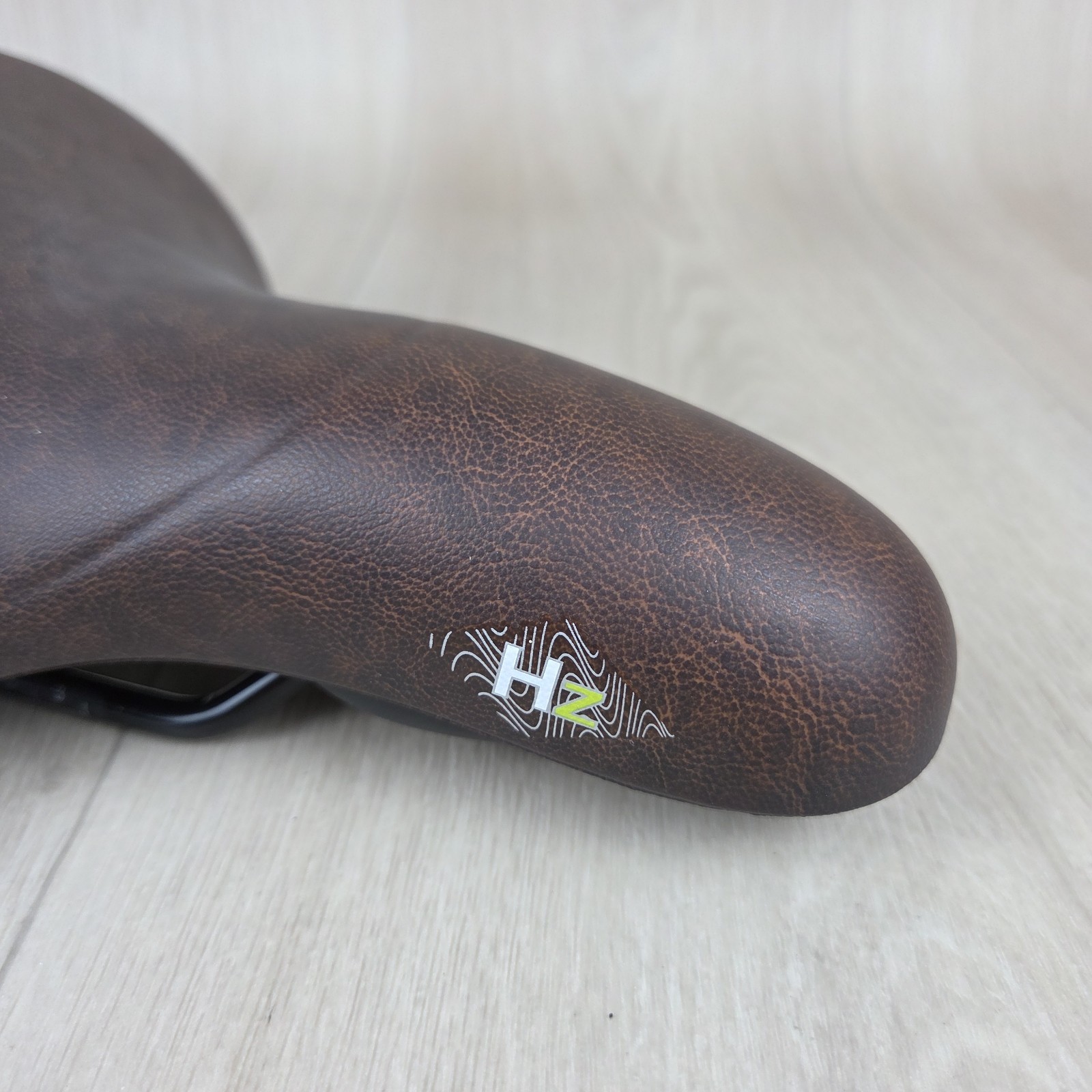 Selle Royal HZ Bike Seat Royal Gel Padding Bicycle Brown MADE IN ITALY A072