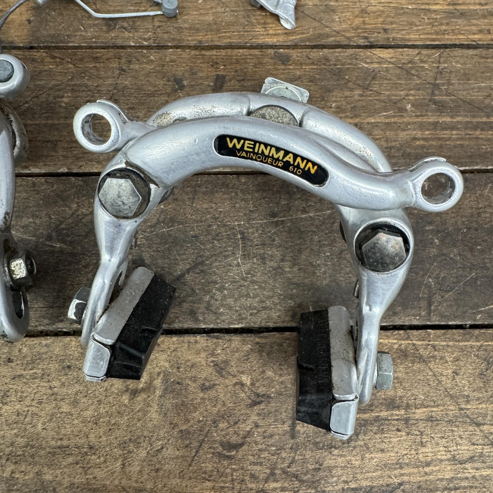Vintage Weinmann Vainqueur 750 610 Silver Center Pull Caliper Brakes Black Logo