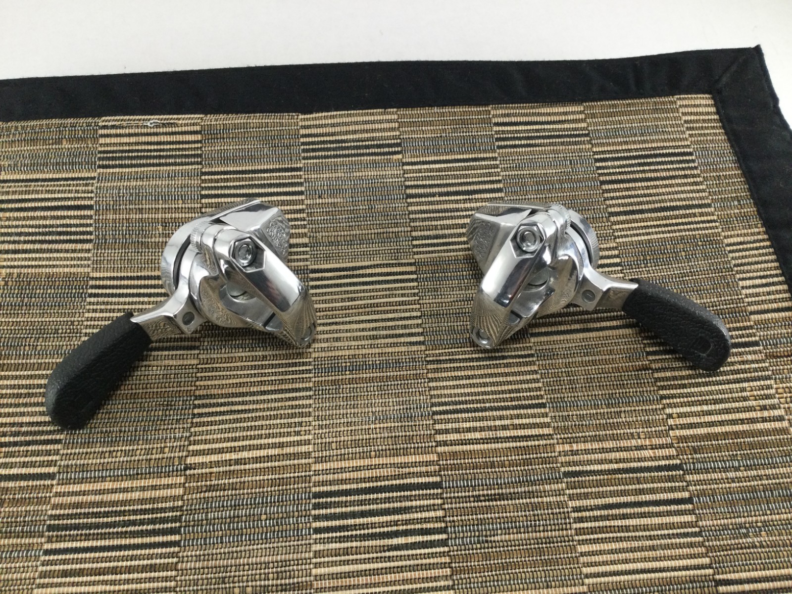 SHIMANO XT DEORE DEERHEAD SL-M700 SHIFTER SET…
