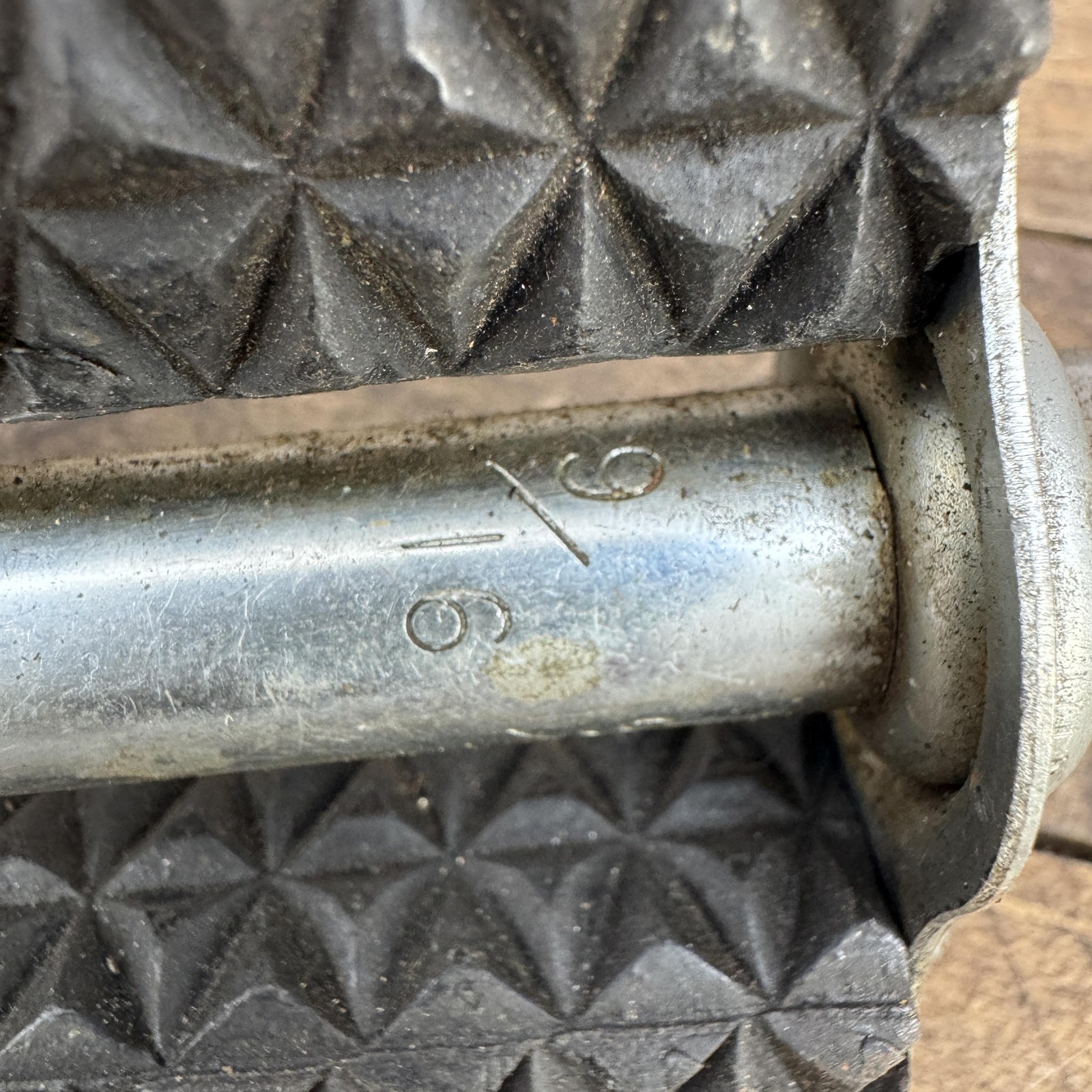 Vintage Schwinn Approved Bike Pedal RIGHT ONLY Single 9/16 Black Cruiser 365g