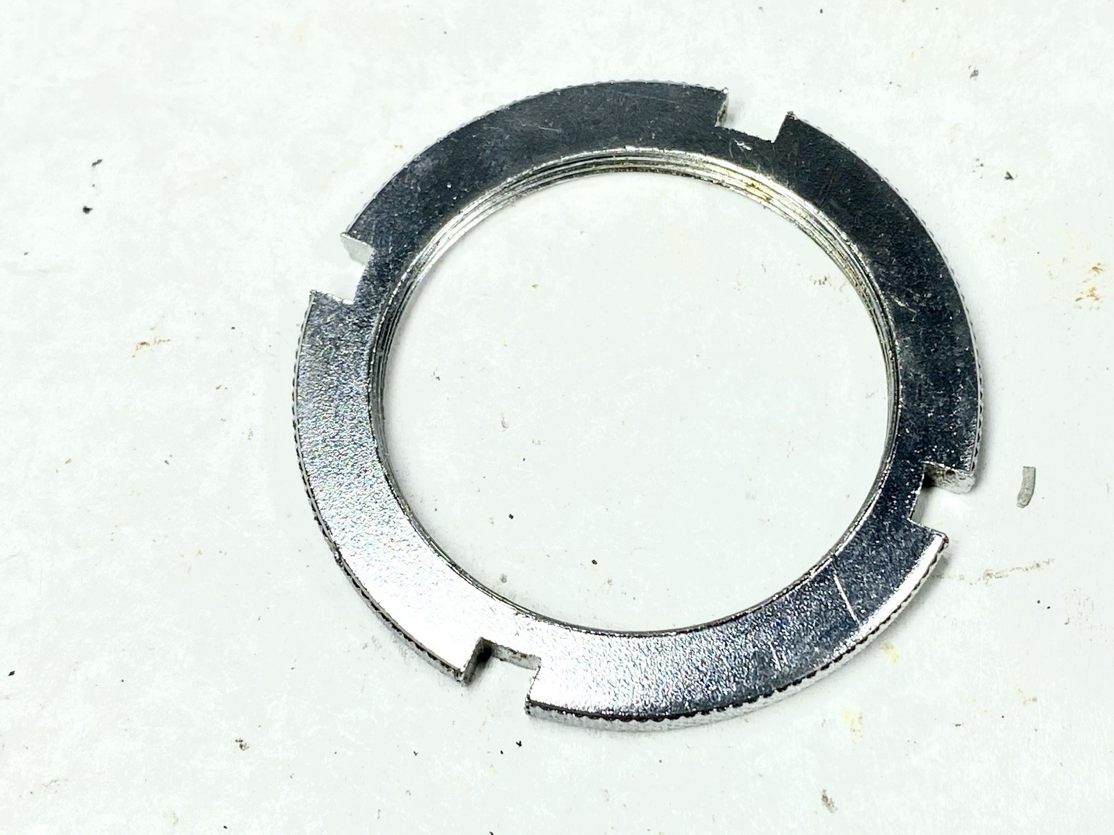 Vintage Tange Tioga Bottom Bracket 1.37×24 CrMo 3RT Square Taper MTB BSA 132mm