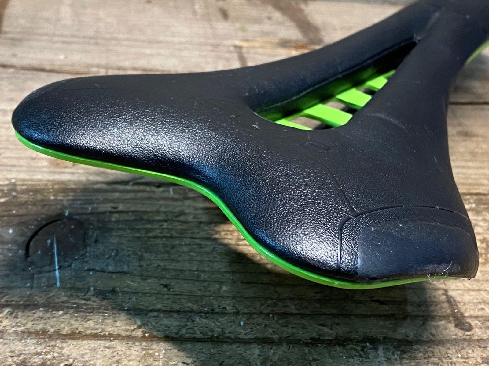 ASTUTE SKYLITE VT saddle 138mm CARBONIO rail Used
