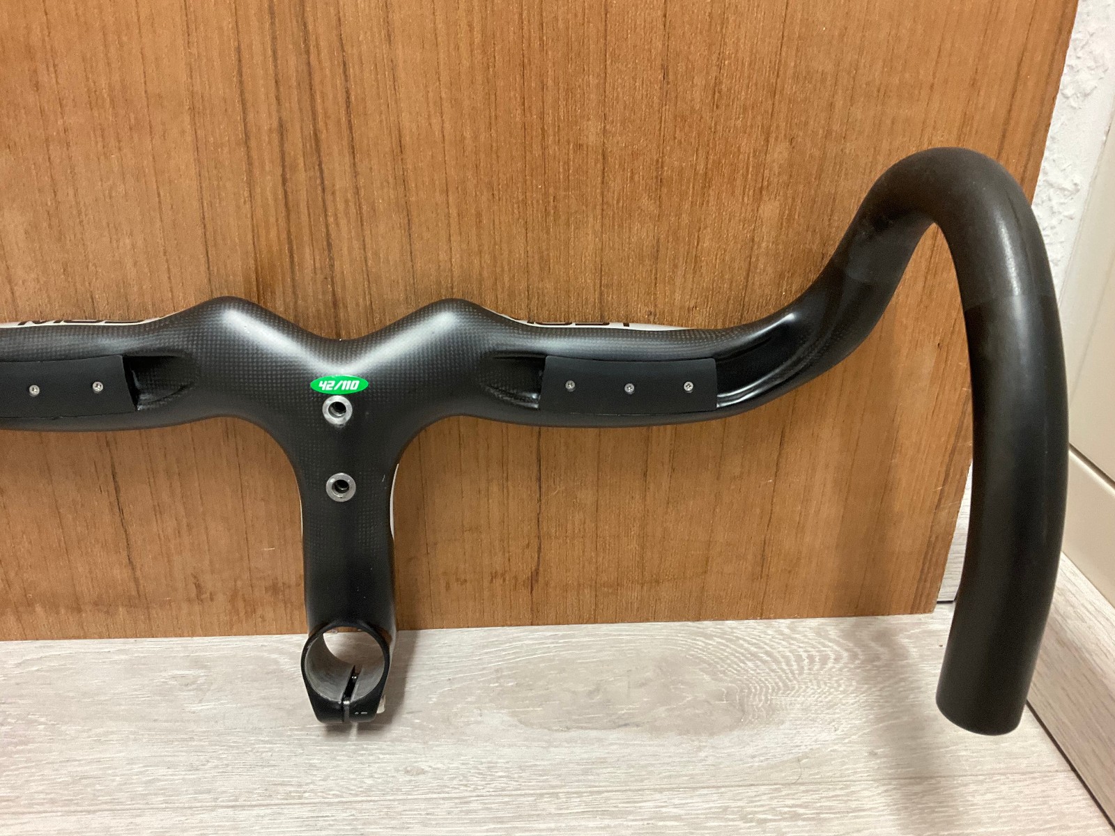 NOS Pinarello Most Talon Carbon Compact Integrated One Piece Handlebar Handlebar