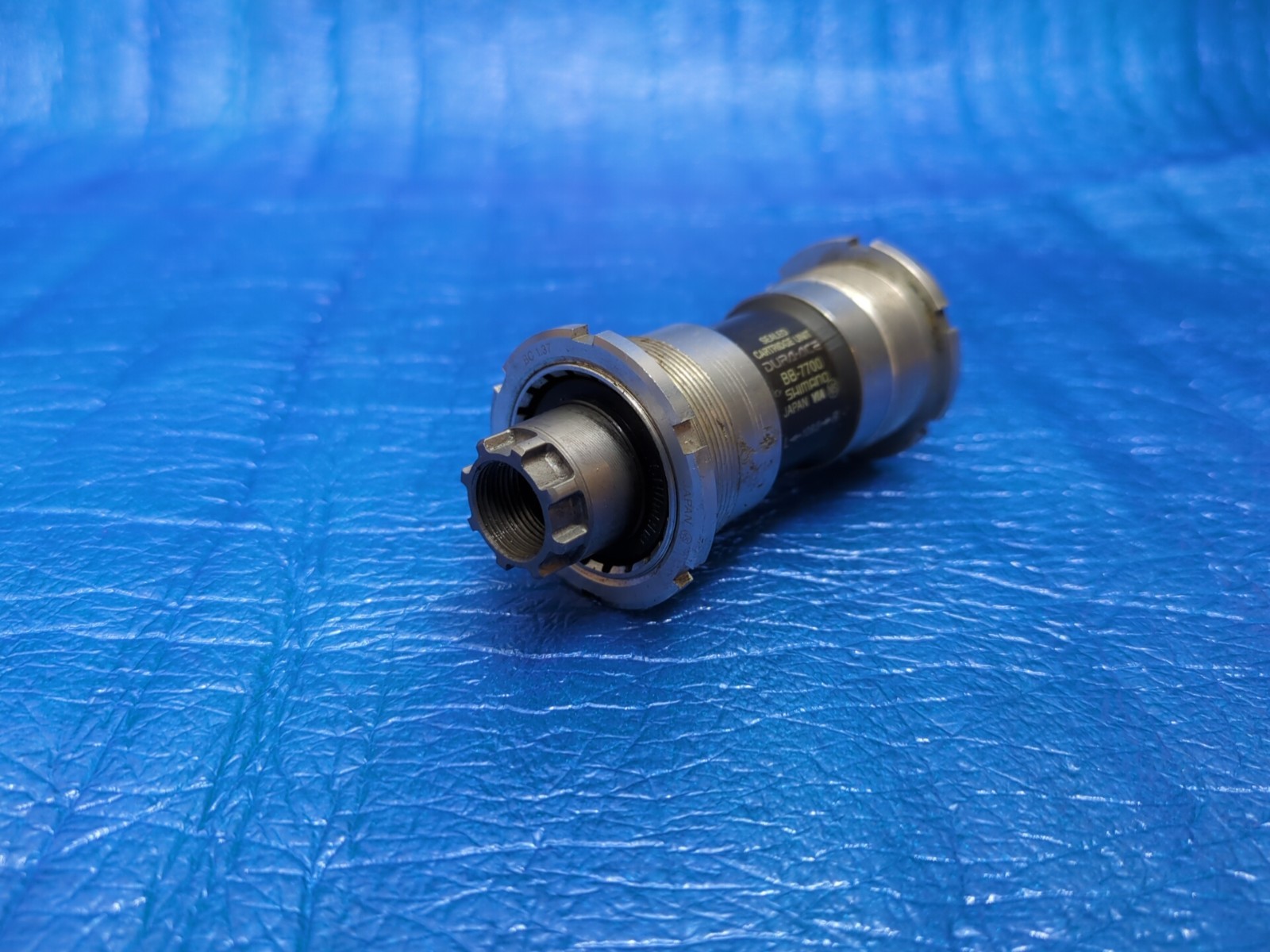 Shimano Dura Ace BB-7700 NJS Bottom Bracket 68mm BSA 109.5mm Fixed Gear Pista