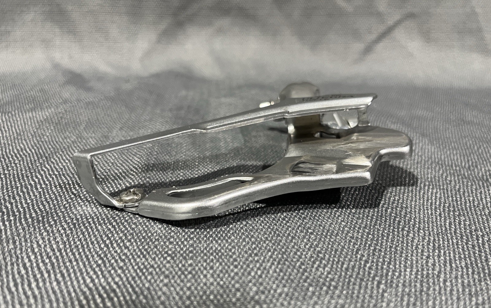 Shimano Ultegra Triple FD-6603 Front Derailleur Road 3 x 10 Braze-On Bottom Pull