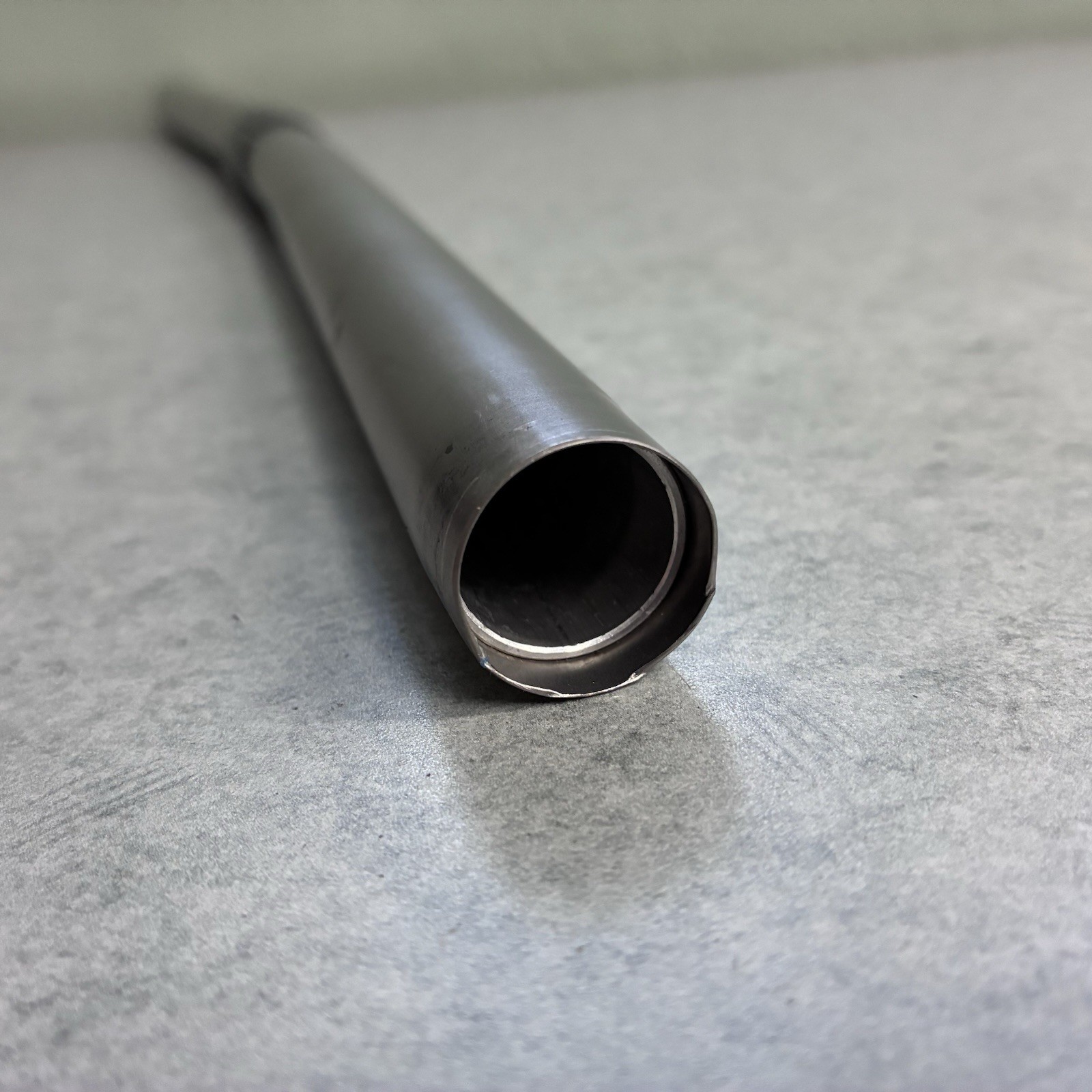 Vintage Bontrager Titec 560mm Titanium Flat Handlebar 22.2mm X 25.4 Shim