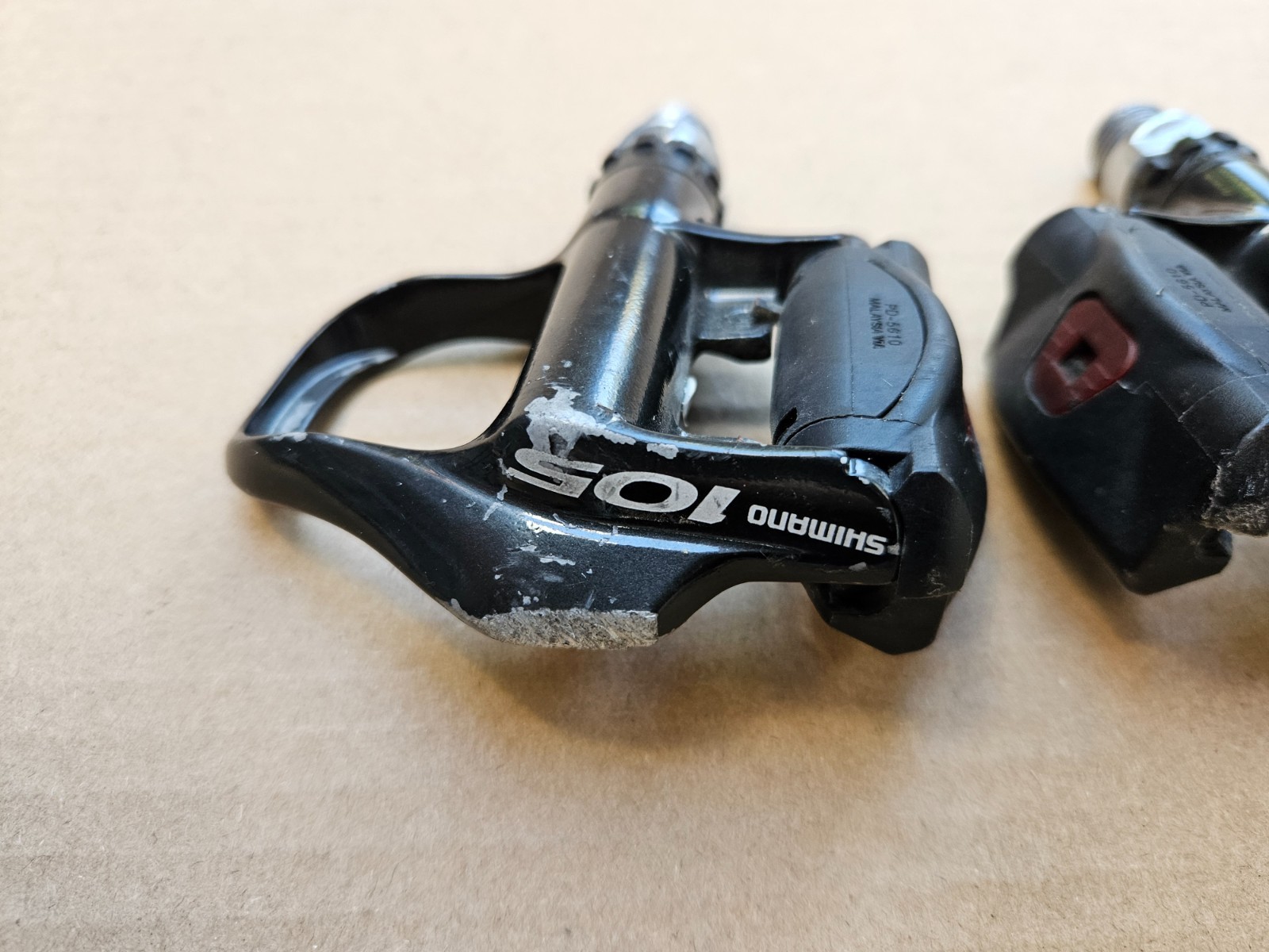 Shimano 105 PD-5610 Clipless Road Bike Pedals Left + Right Set Black