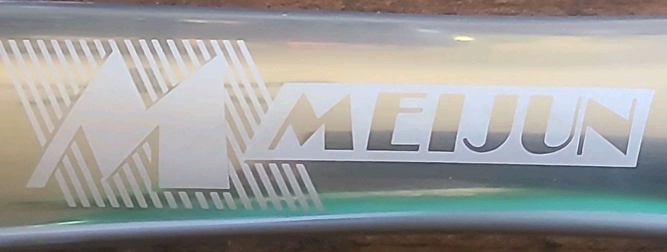 Meijun Alloy Crank Set 170 MM. New ( Silver)