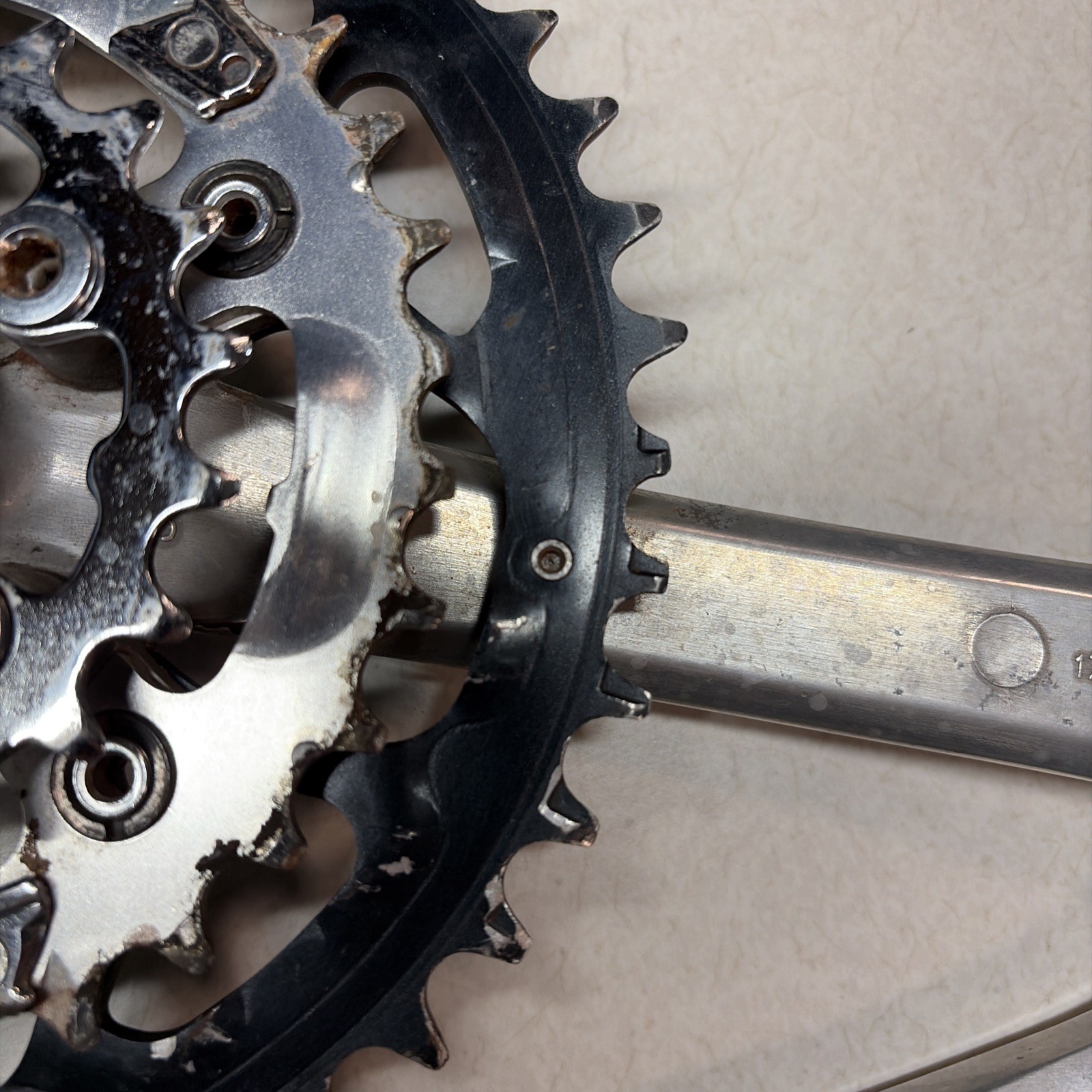 Shimano Deore LX Cranks FC-M563 Triple Mountain Bike 175 Crankset 94BCD 42/32/22