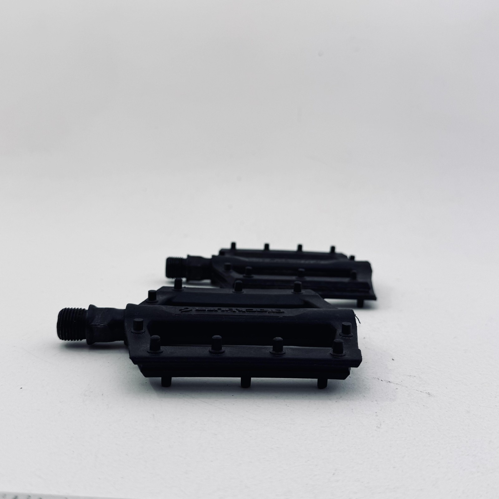 Blackburn Platform Bike Pedals Pair Black 9/16 In Flat MTB BMX Urban A94