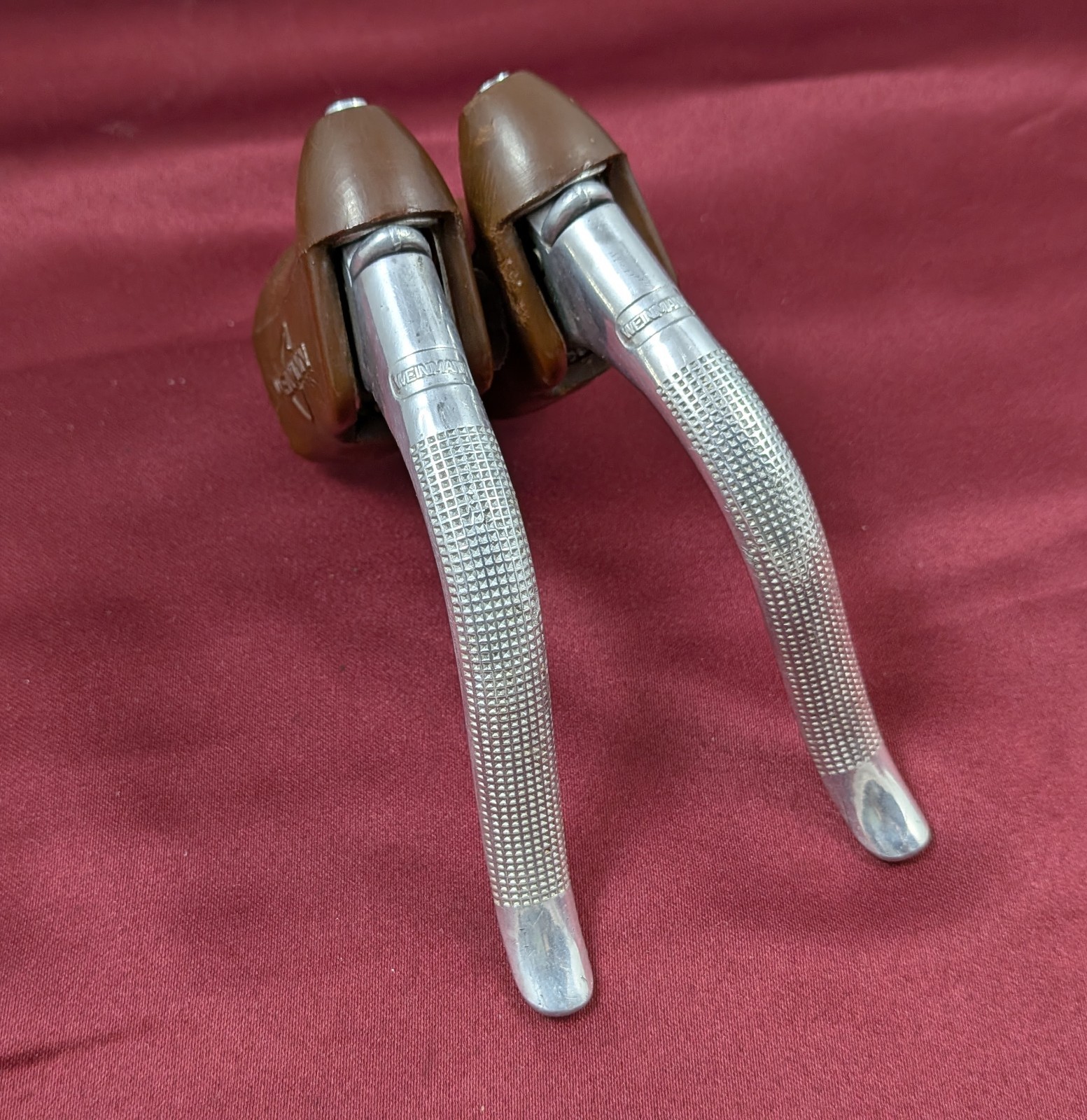 Weinmann Road Brake Levers Non-Aero Quick Release Brown Hoods BL82