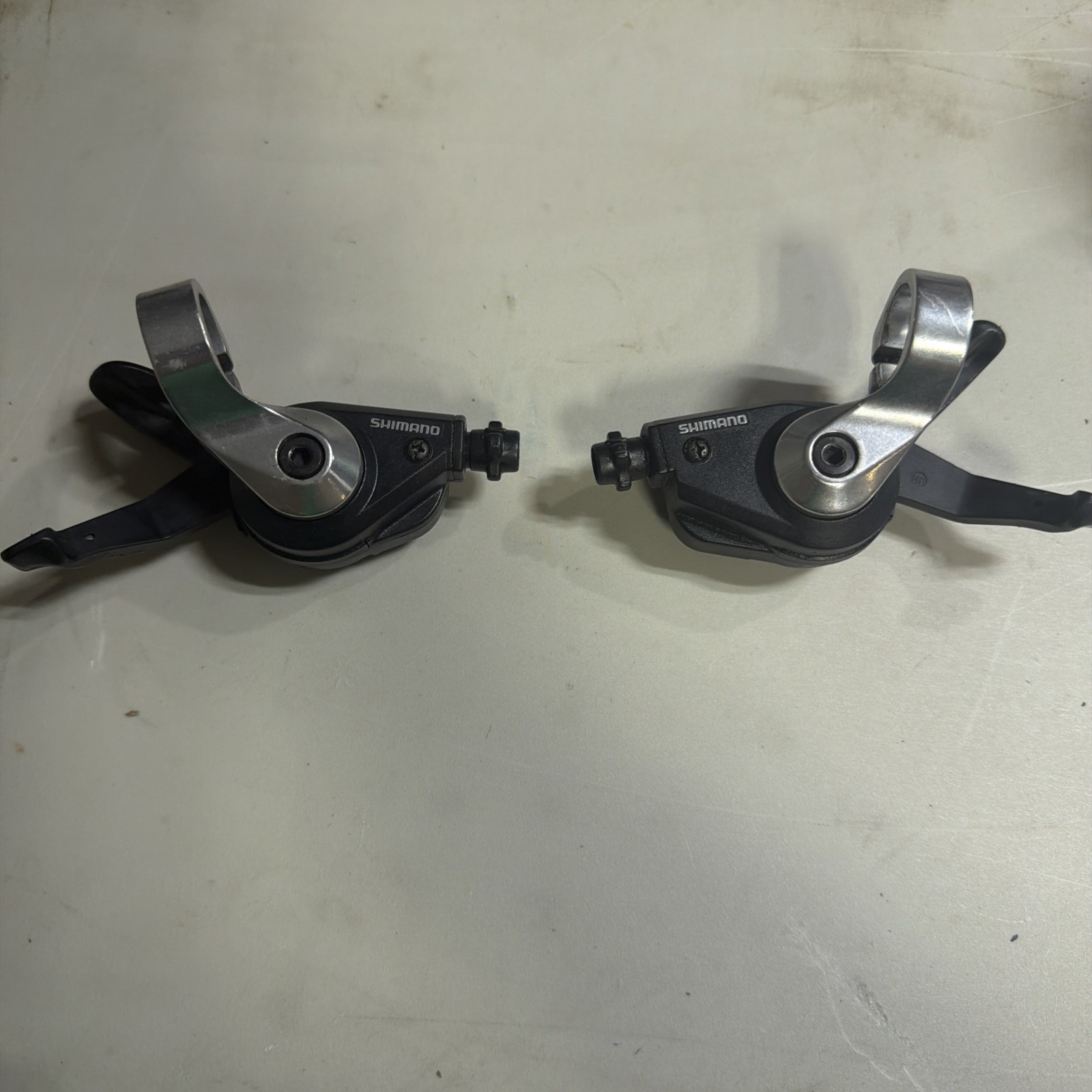 SHIMANO DEORE SL-MC38 SHIFTER SET (3 x 8 SPEED) RAPID FIRE TRIGGER FRONT & REAR!