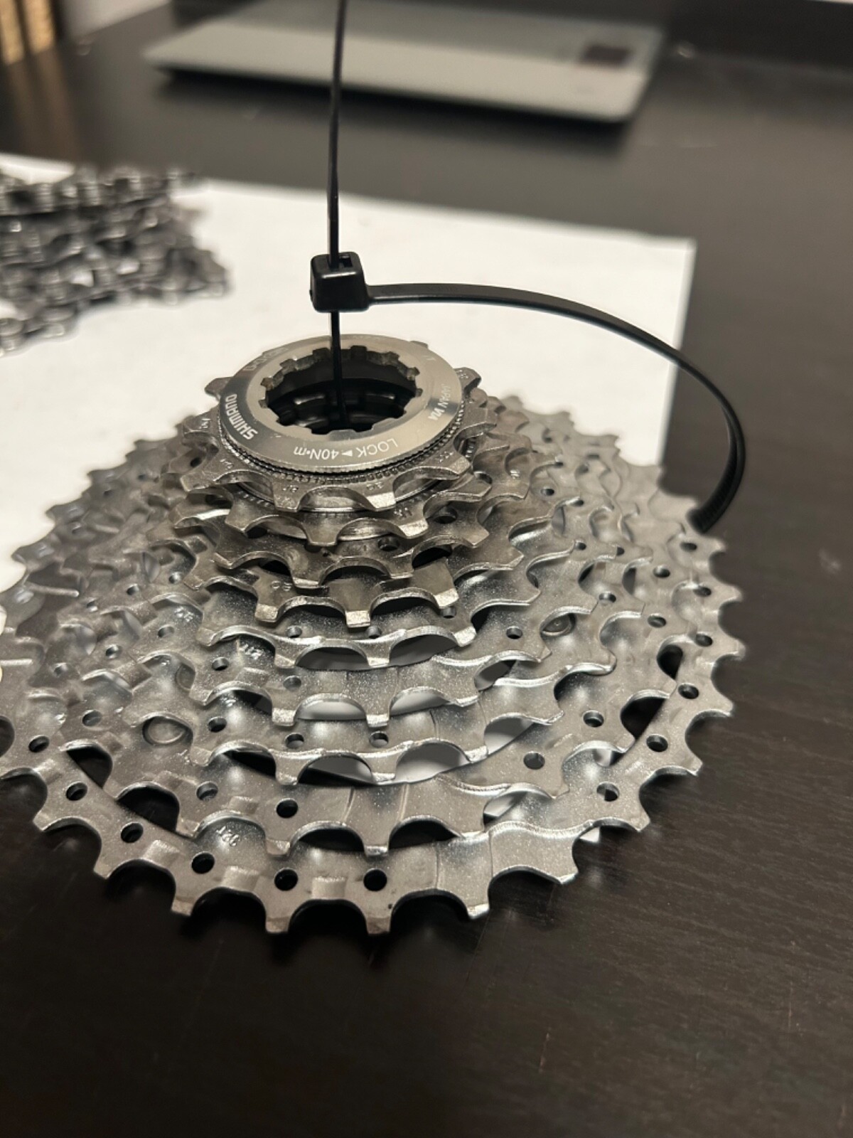 Shimano Deore XT CS-M770 9s MTB Cassette 11-32T + SH XT Chain CN-HG93