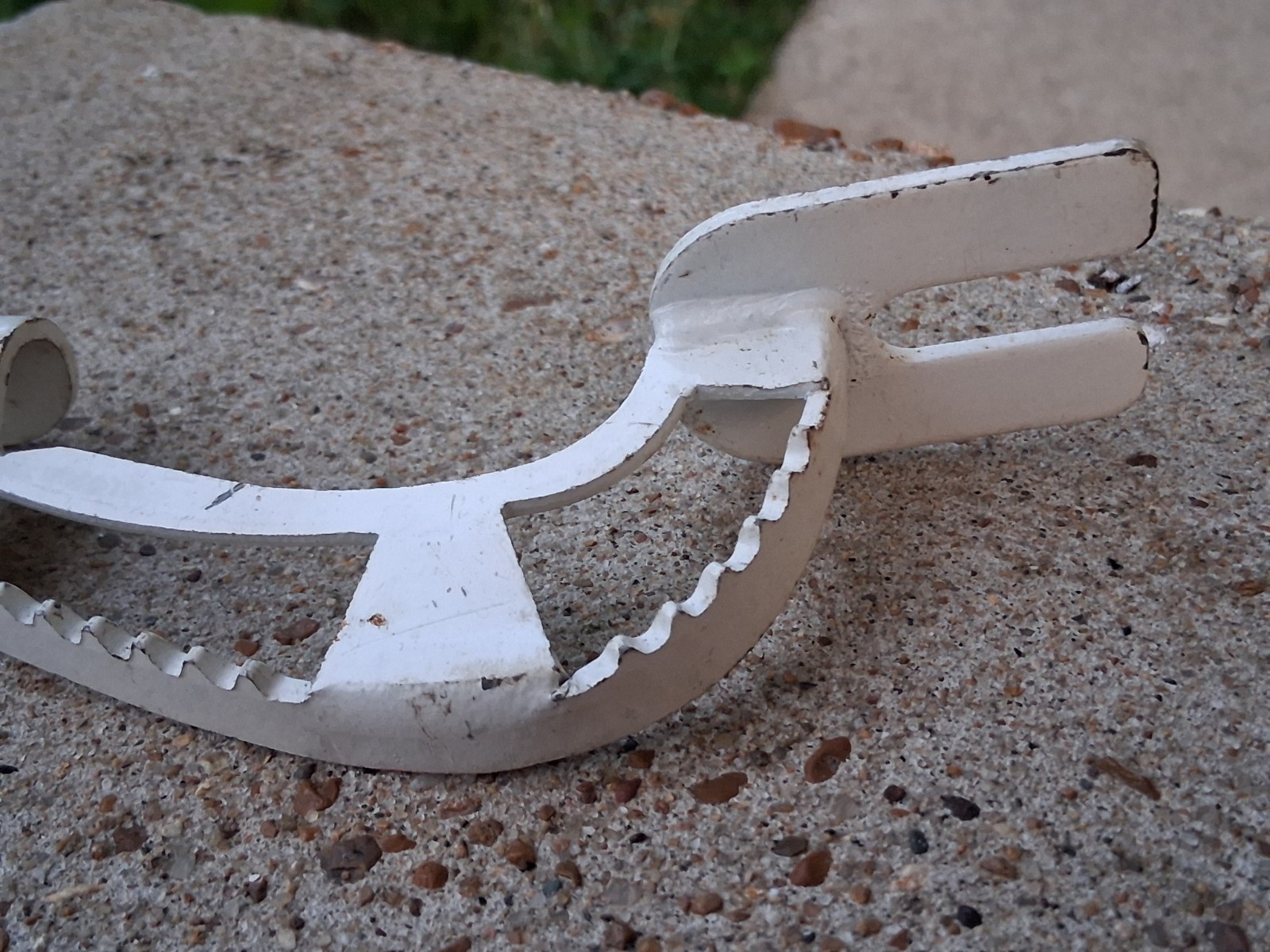 1- Single NOS Old School BMX rear frame stand curved design foot peg Left Side