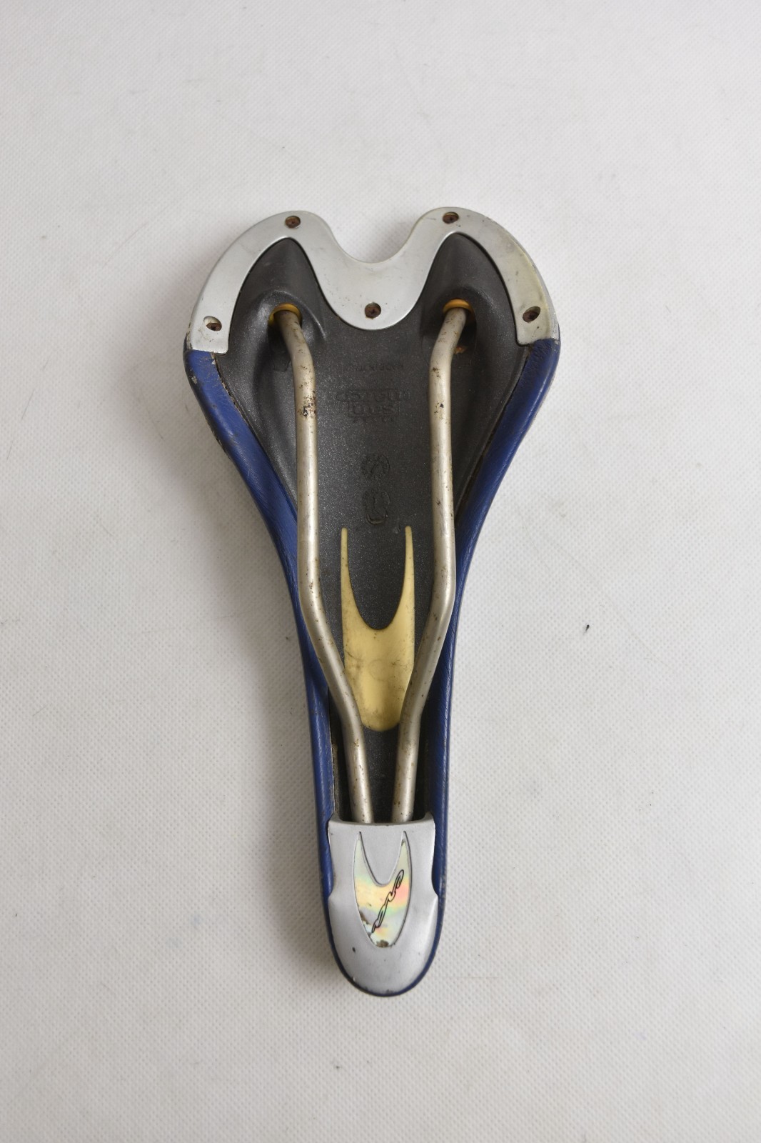 SAN MARCO era saddle ! USPS ! 27x13cm !