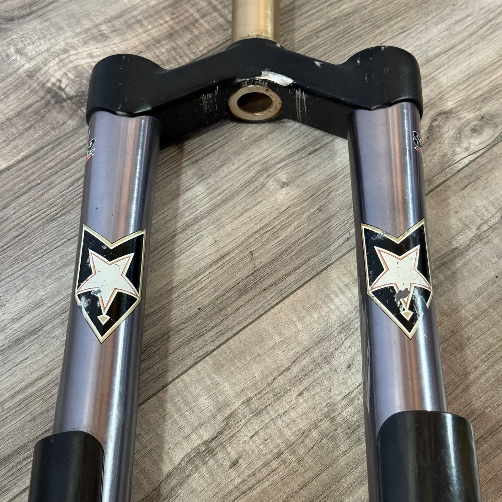 Maverick SC32 Single Crown Fork 1 1/8 200mm 100 Travel Inverted Fork 