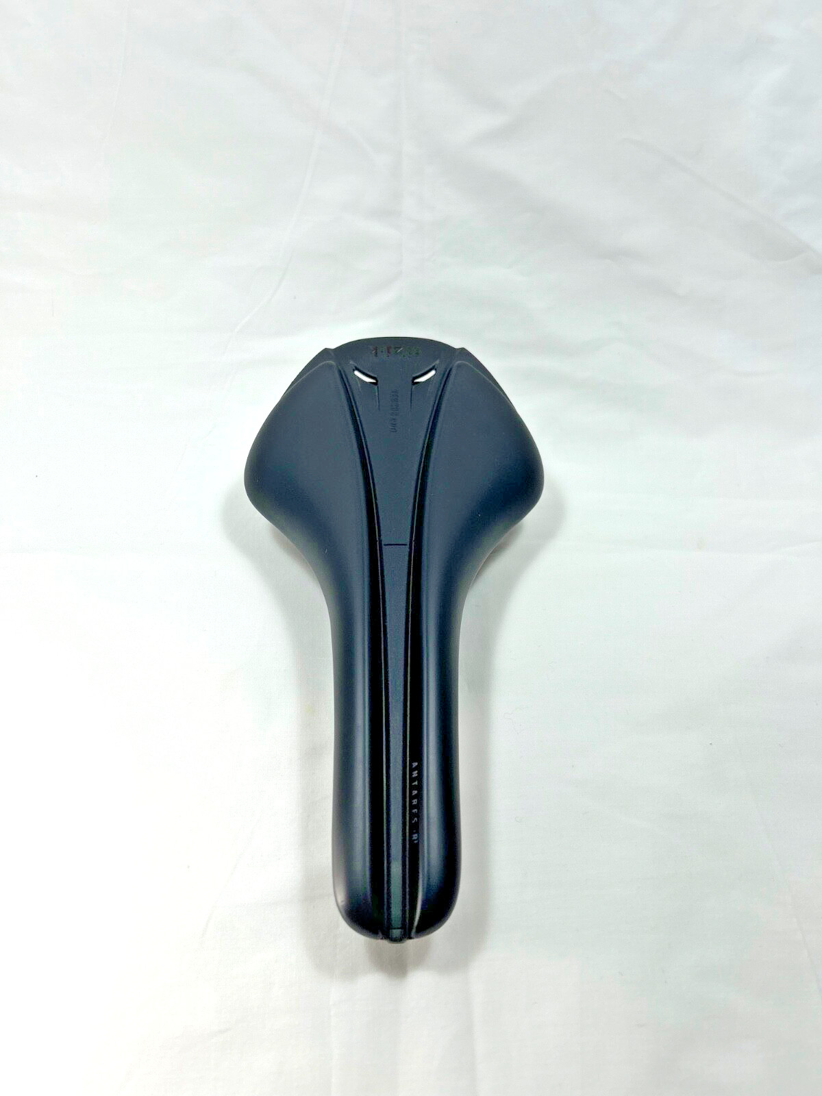Fizik Antares R1 Versus EVO 139mm Carbon Rail