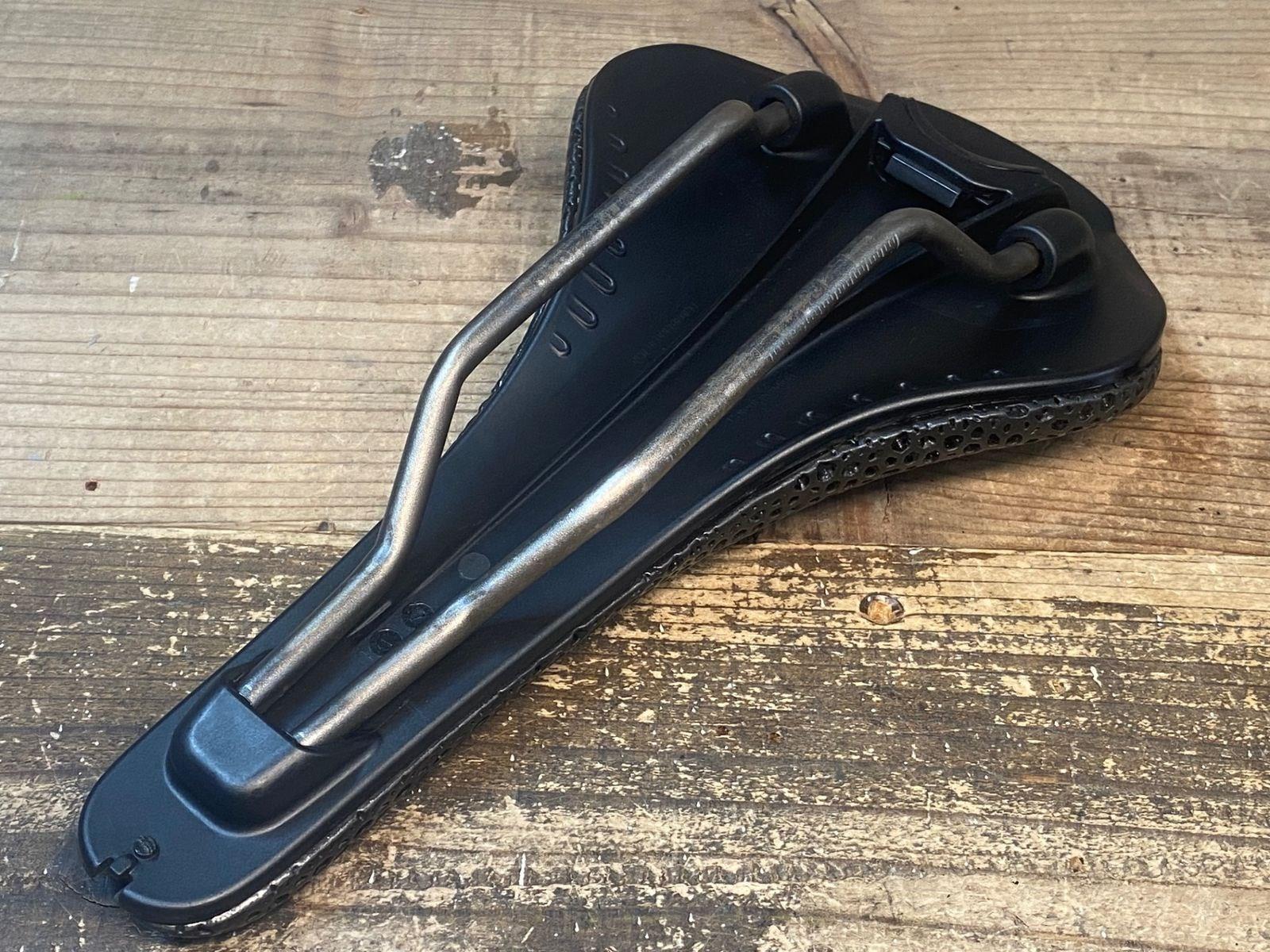 fizik ANTARES VERSUS EVO R3 ADAPTIVE Saddle 139mm kium rail Used