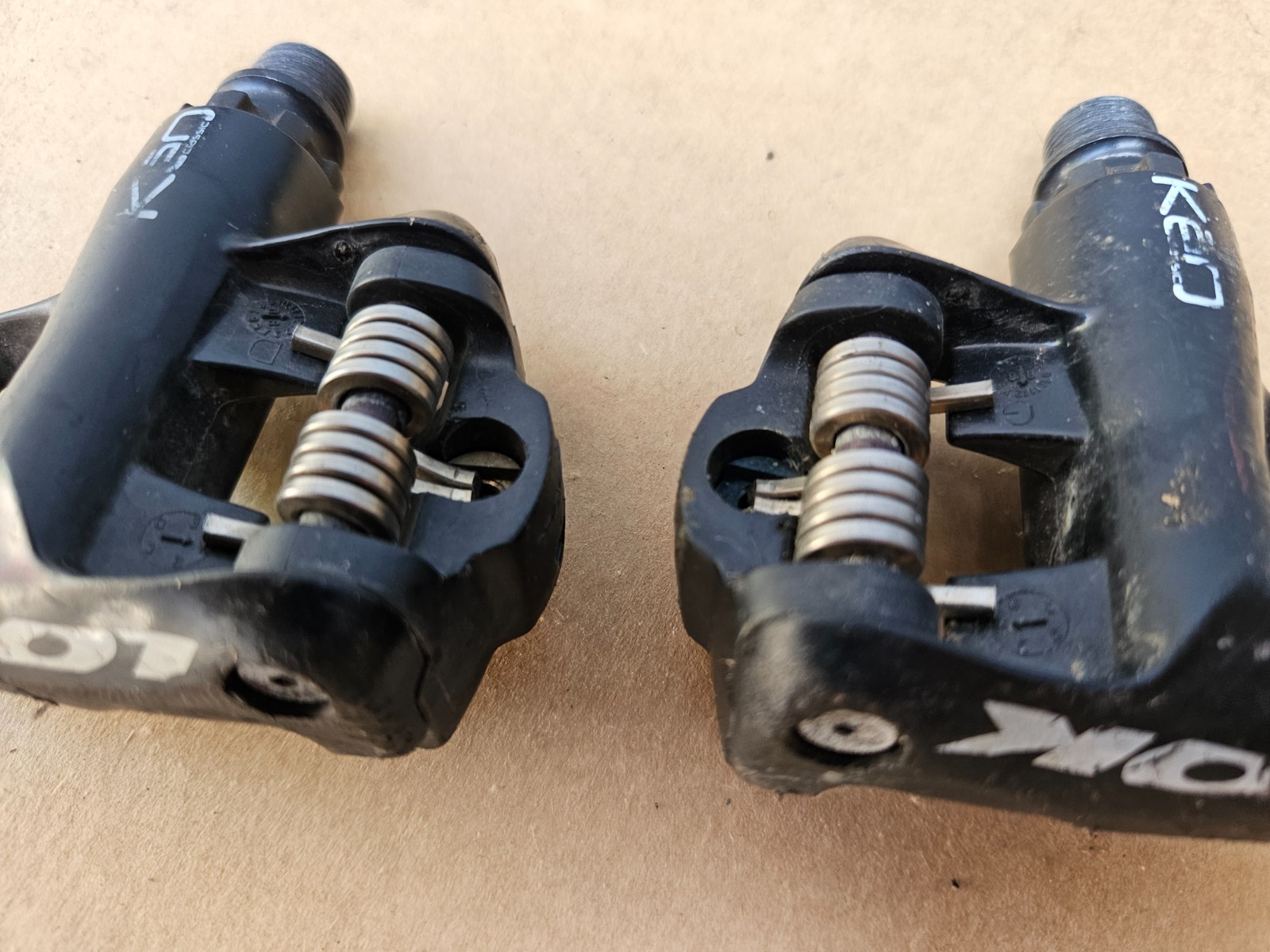 LOOK Keo Clipless Road Bike Pedals 9/16″ Left + Right Set Black