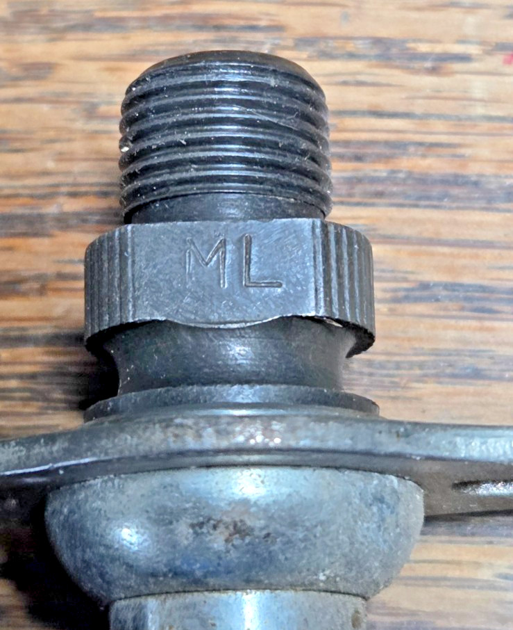 Vintage MKS Bicycle Bike Pedals w/Reflectors 1/2″