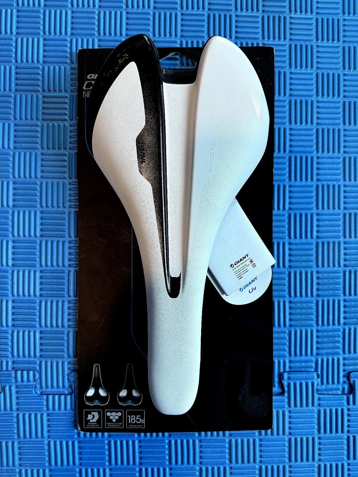 Giant Cobalt Contact SLR Neutral Carbon Rail Saddle White 185 grams