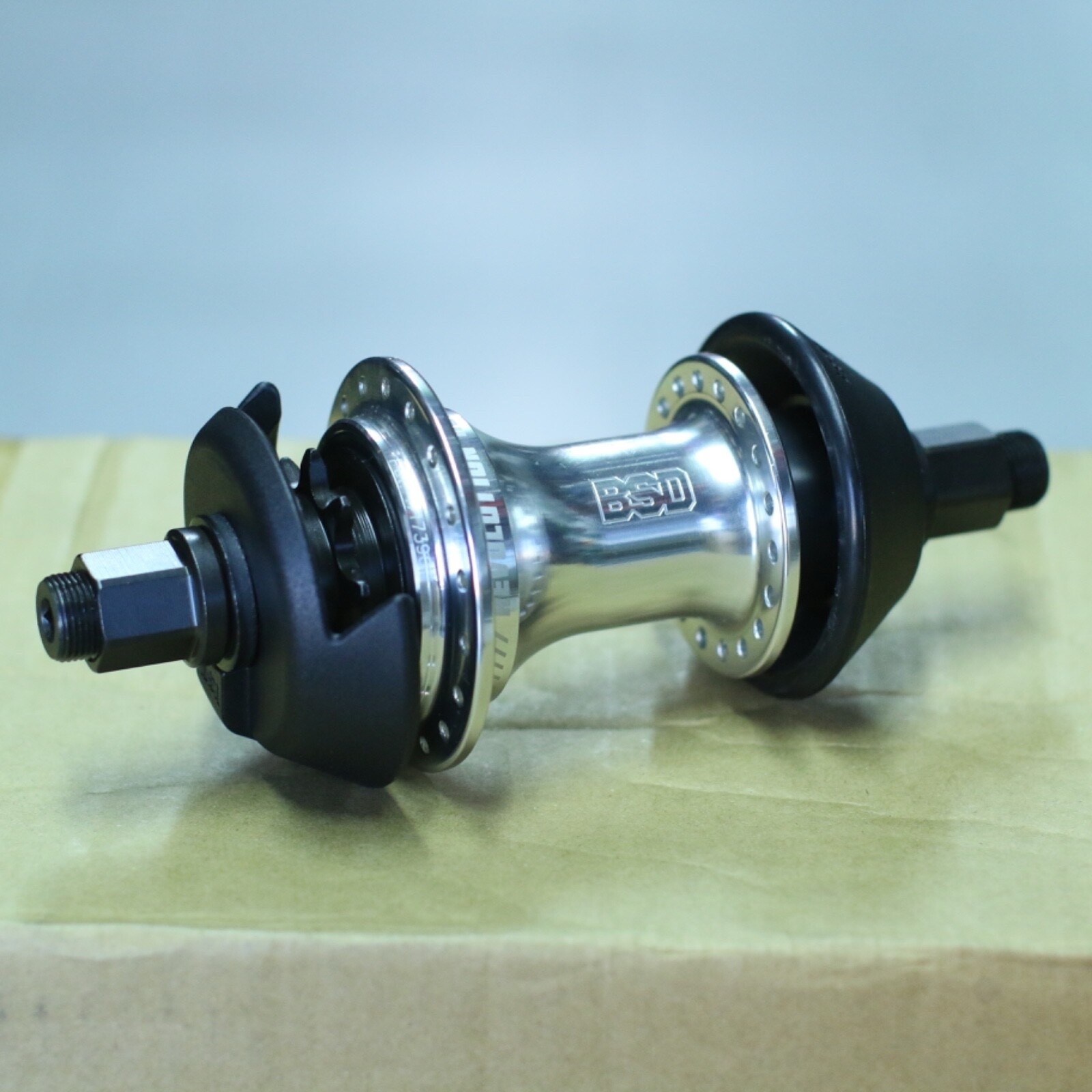 BSD REVOLUTION BMX BICYCLE FREECOASTER HUB POLISHED SILVER 9T RHD