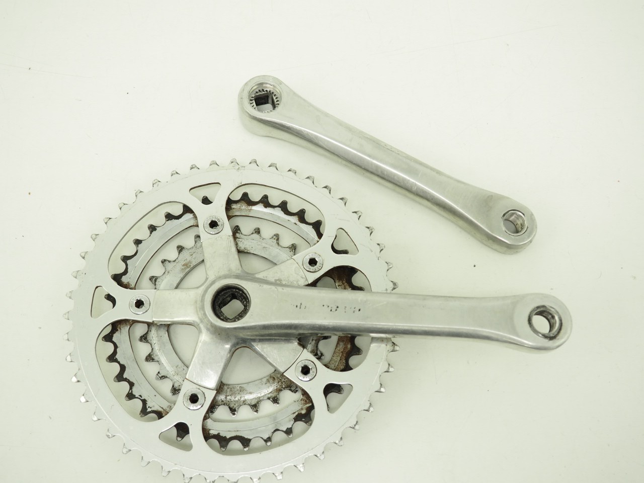 Vintage Sugino VP Triple 3x Crankset 175mm Arms, 48/38/28 Tooth Chainrings