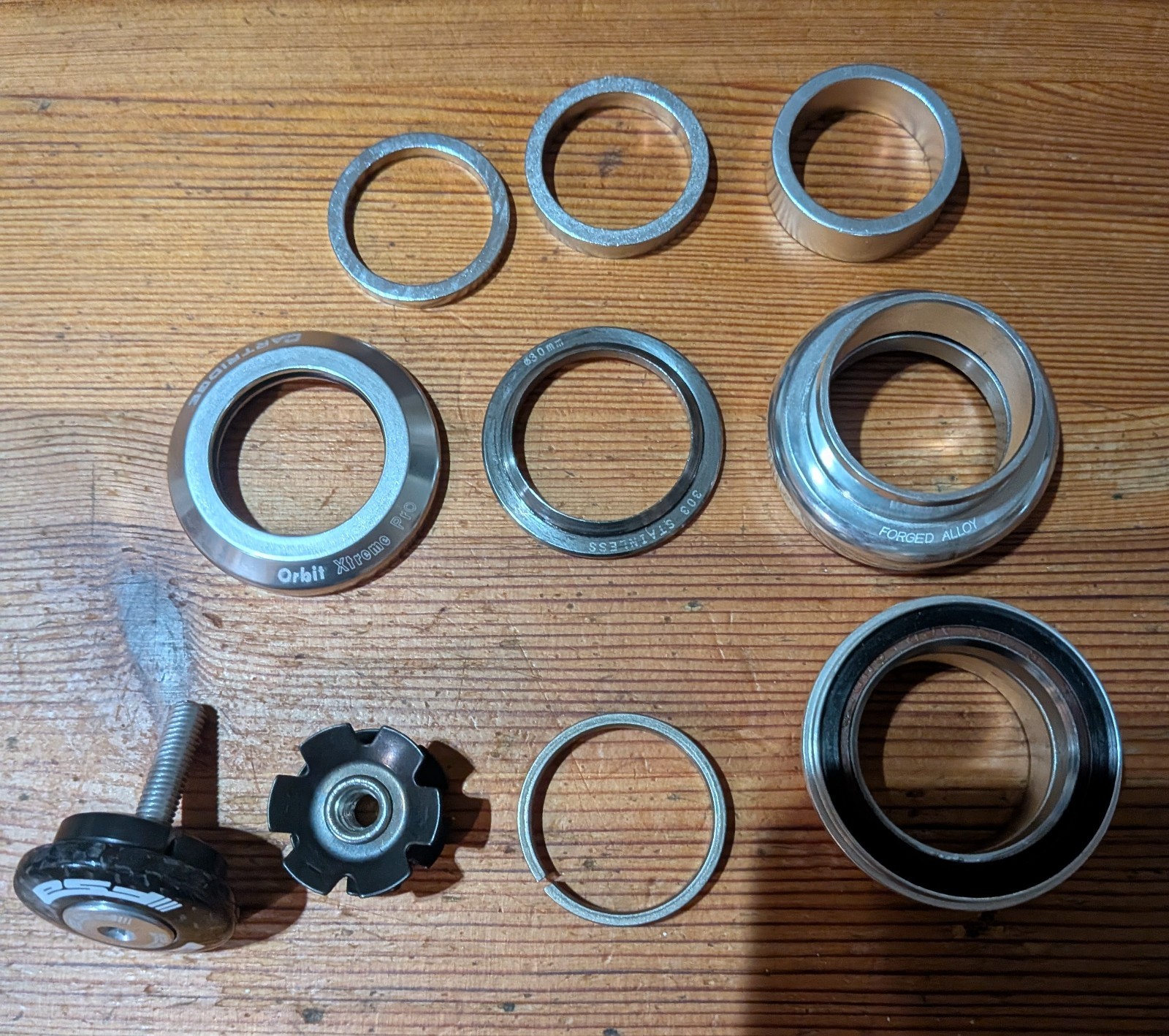 Full Speed Ahead Orbit Xtreme Pro Bicycle Headset New 1 1/8″ Silver